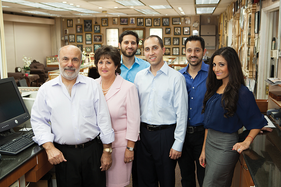 Rencontrez le bijoutier à l’origine des diamants emblématiques d'Elvis 1 elvis diamonds jewelry Mordechai Yerushalmi family