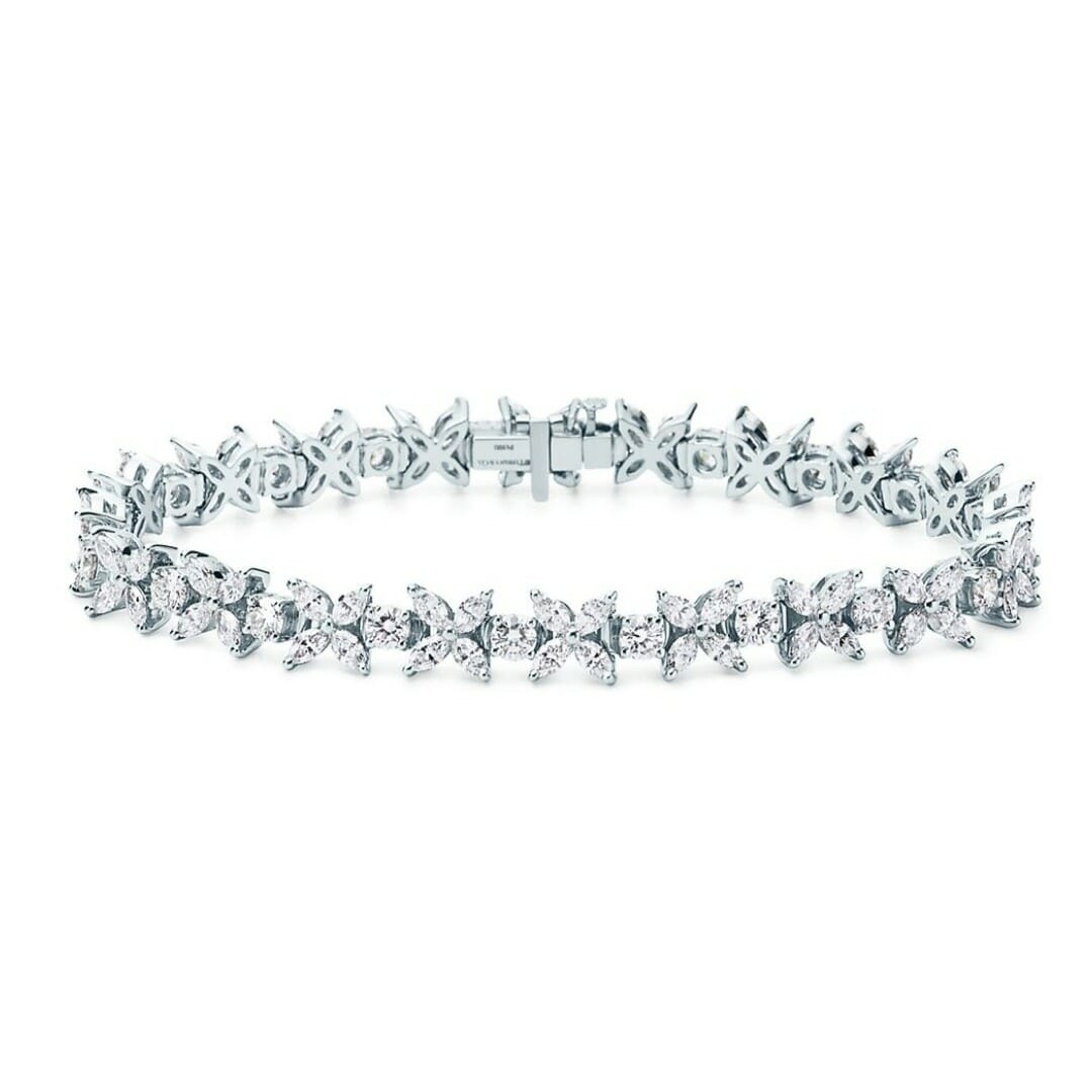 Cluster Tennis Bracelet
in Platinum with Diamond