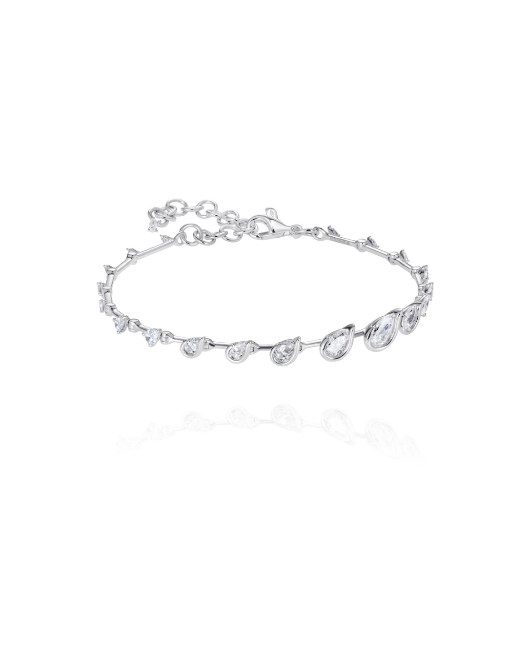 5 Tips on How to Style Diamond Jewelry for Your Wedding Day 21 wedding day jewelry style diamond