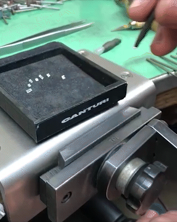 D'Instagram à la réalité : La quête d'un futur jeune marié de la bague parfaite 4 D'Instagram à la réalité : La quête d'un futur jeune marié de la bague parfaite