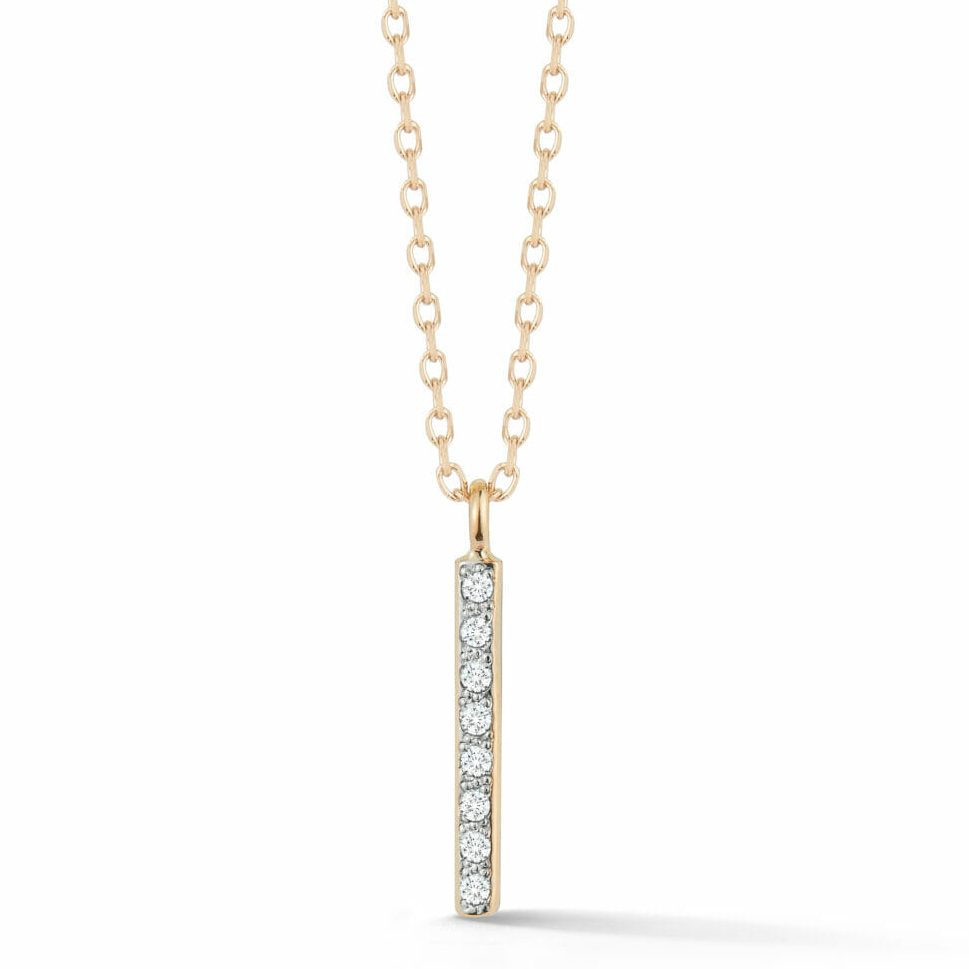 15 Idées Cadeaux pour Demoiselles d’Honneur d’Amateurs de Bijoux en Diamant 5 diamond jewelry bridesmaid gifts ideas wedding bridal mateo necklace
