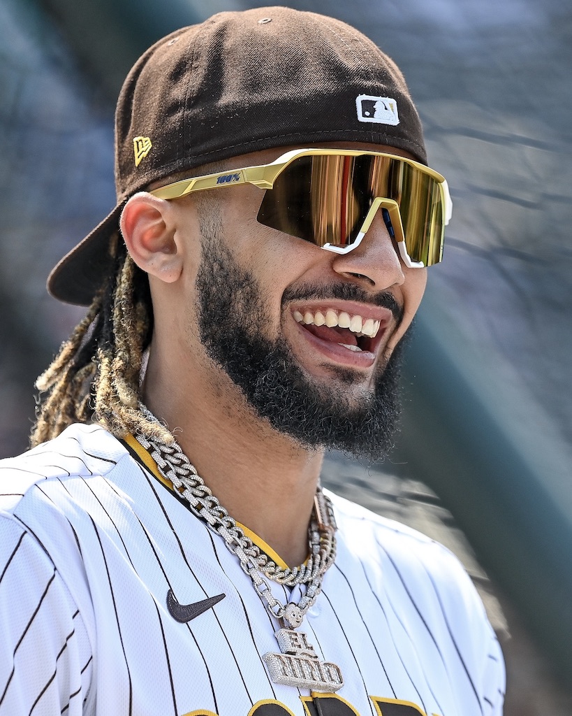 Diamond Baseball Necklaces Are Taking Over MLB Style—Here’s Why 1 Diamond Baseball Necklaces Are Taking Over MLB Style—Here’s Why
