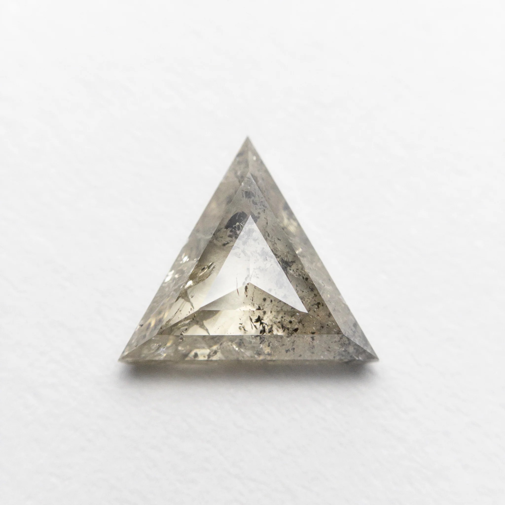 7 Reasons Trillion Cut Diamonds Deserve Your Full Attention 4 7 Reasons Trillion Cut Diamonds Deserve Your Full Attention