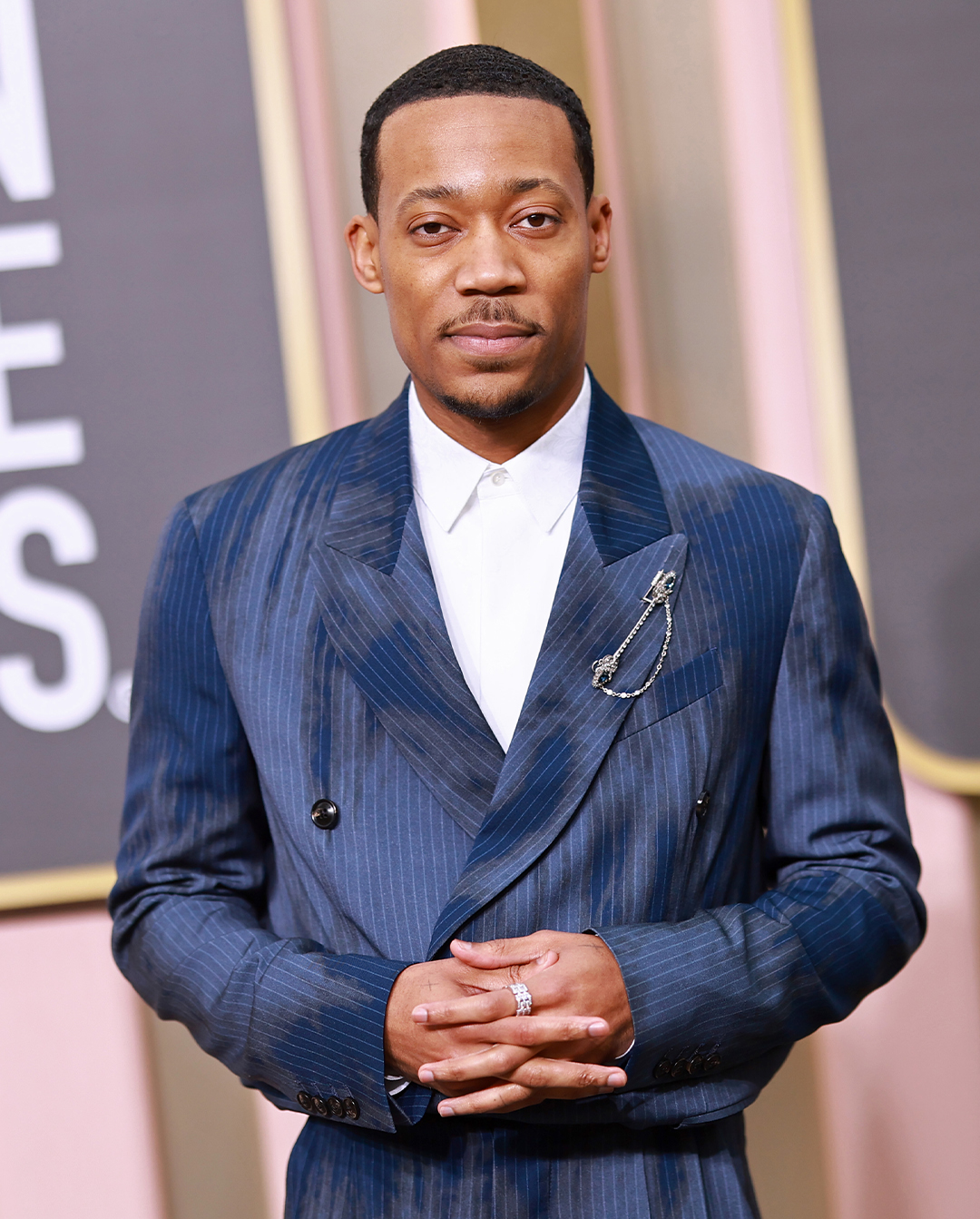 The Best Natural Diamond Jewellery Looks from the 2023 Golden Globes 5 CEL GLM Golden Globes 2023 Tyler James