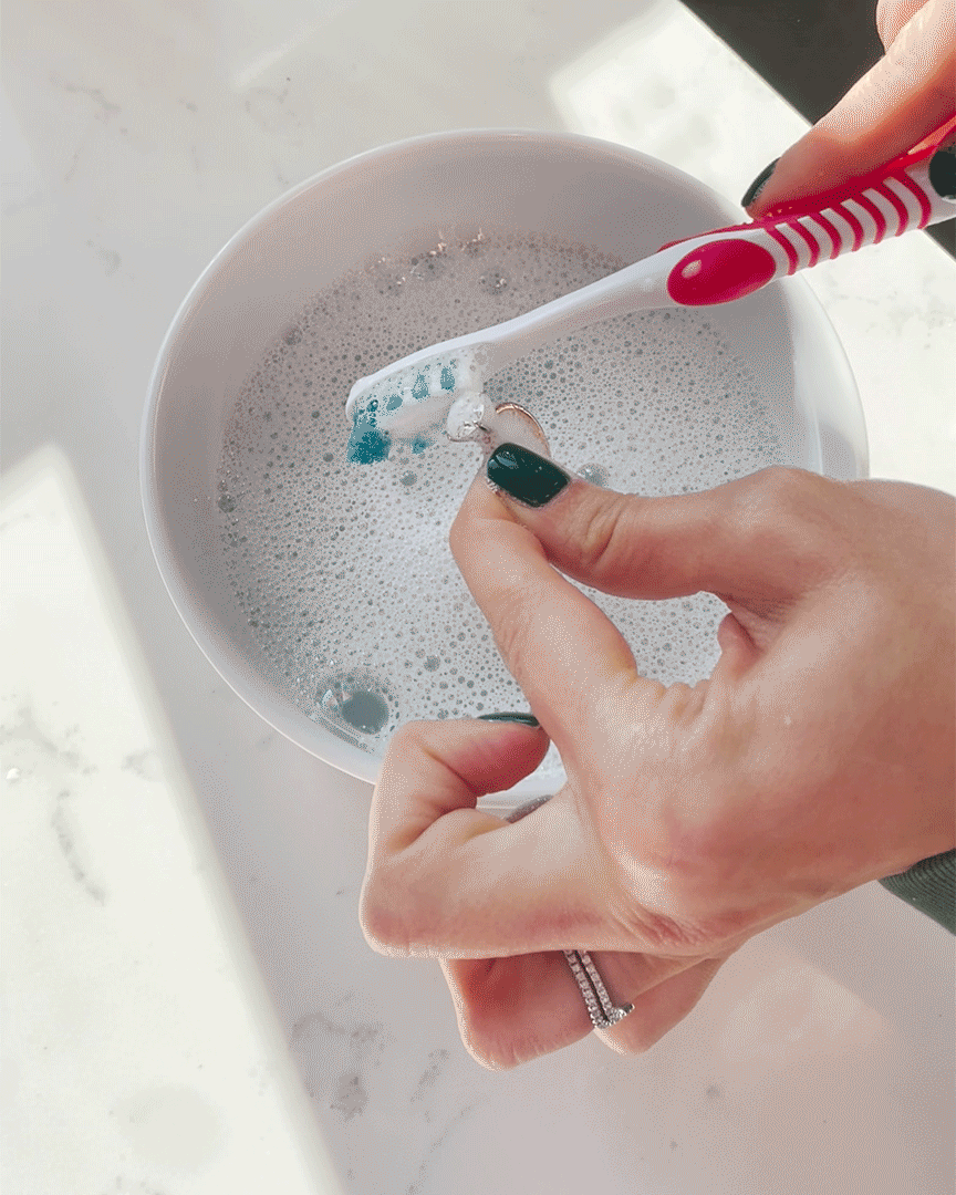 How to Clean Your Natural Diamond Jewelry 4 how to clean diamond jewelry