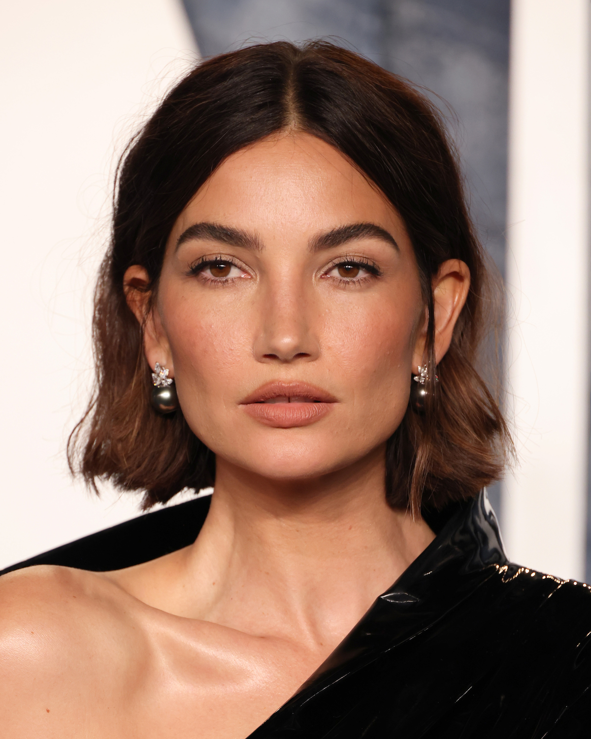 10 of the Best Understated Diamond Jewels at the Vanity Fair Oscar Party 13 10 of the Best Understated Diamond Jewels at the Vanity Fair Oscar Party