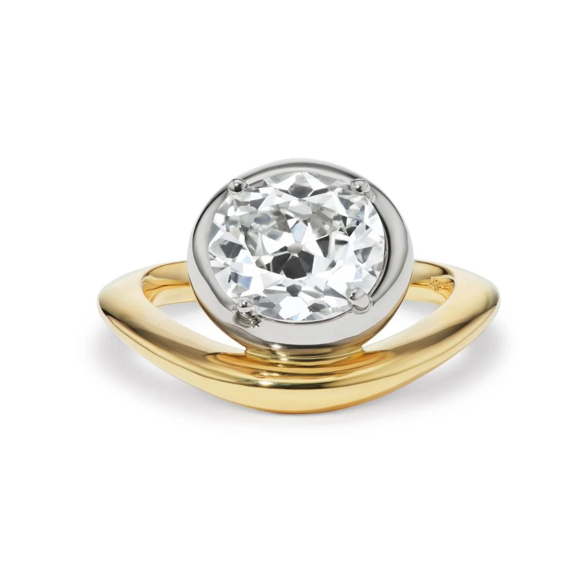 19 Unusual Engagement Rings for the Statement-Making Bride-To-Be