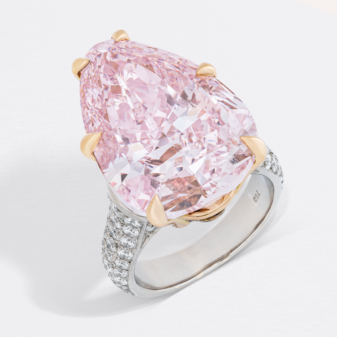 Christie’s Announces the Largest and Most Valuable Private jewellery Collection to Come to Auction 7 Christie’s Announces the Largest and Most Valuable Private jewellery Collection to Come to Auction