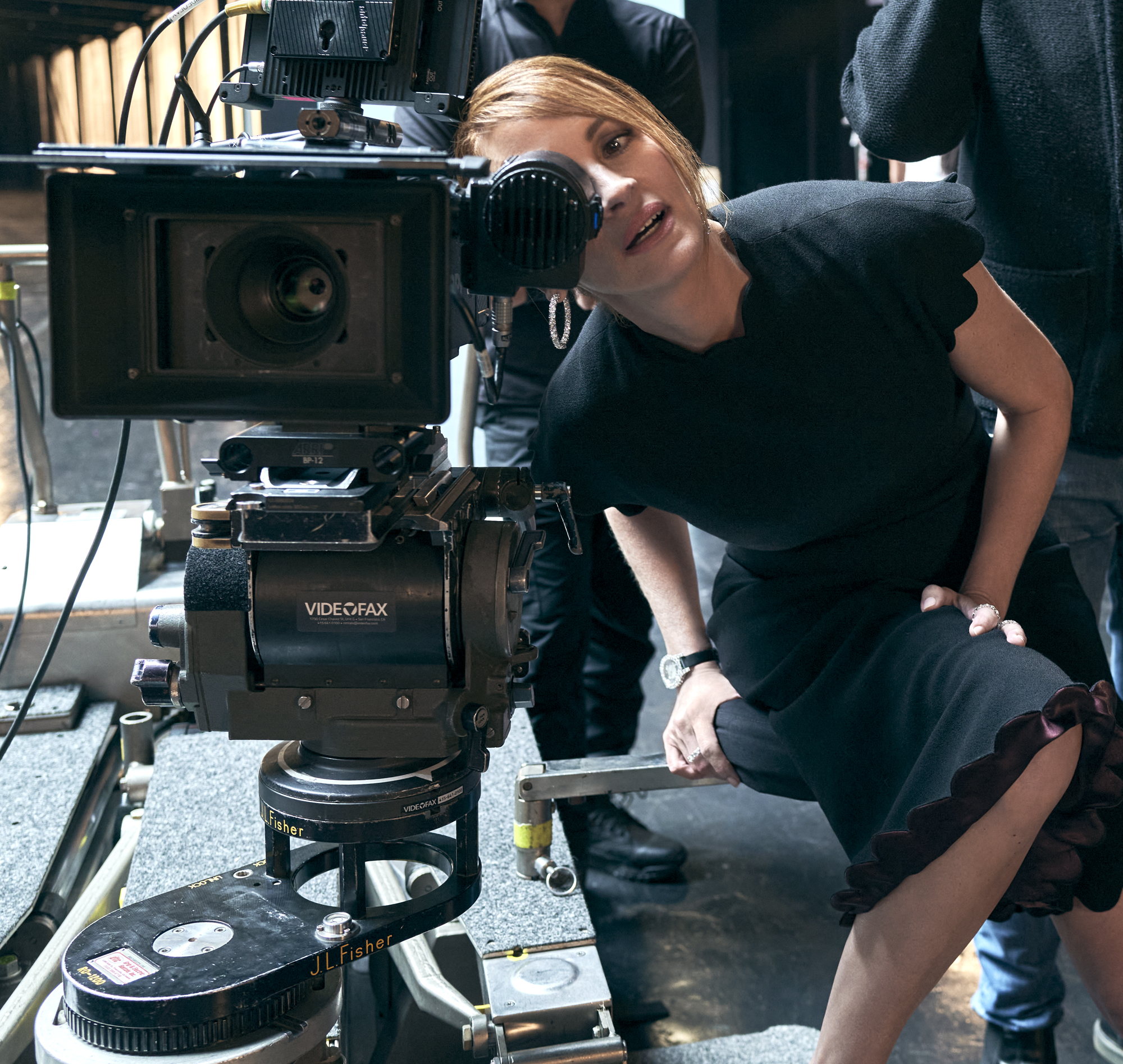 Découvrez Julia Roberts Comme Vous ne l’Avez Jamais Vue dans ‘Chopard Loves Cinema’ 3 Julia Roberts in Chopard BTS C Greg Williams 5