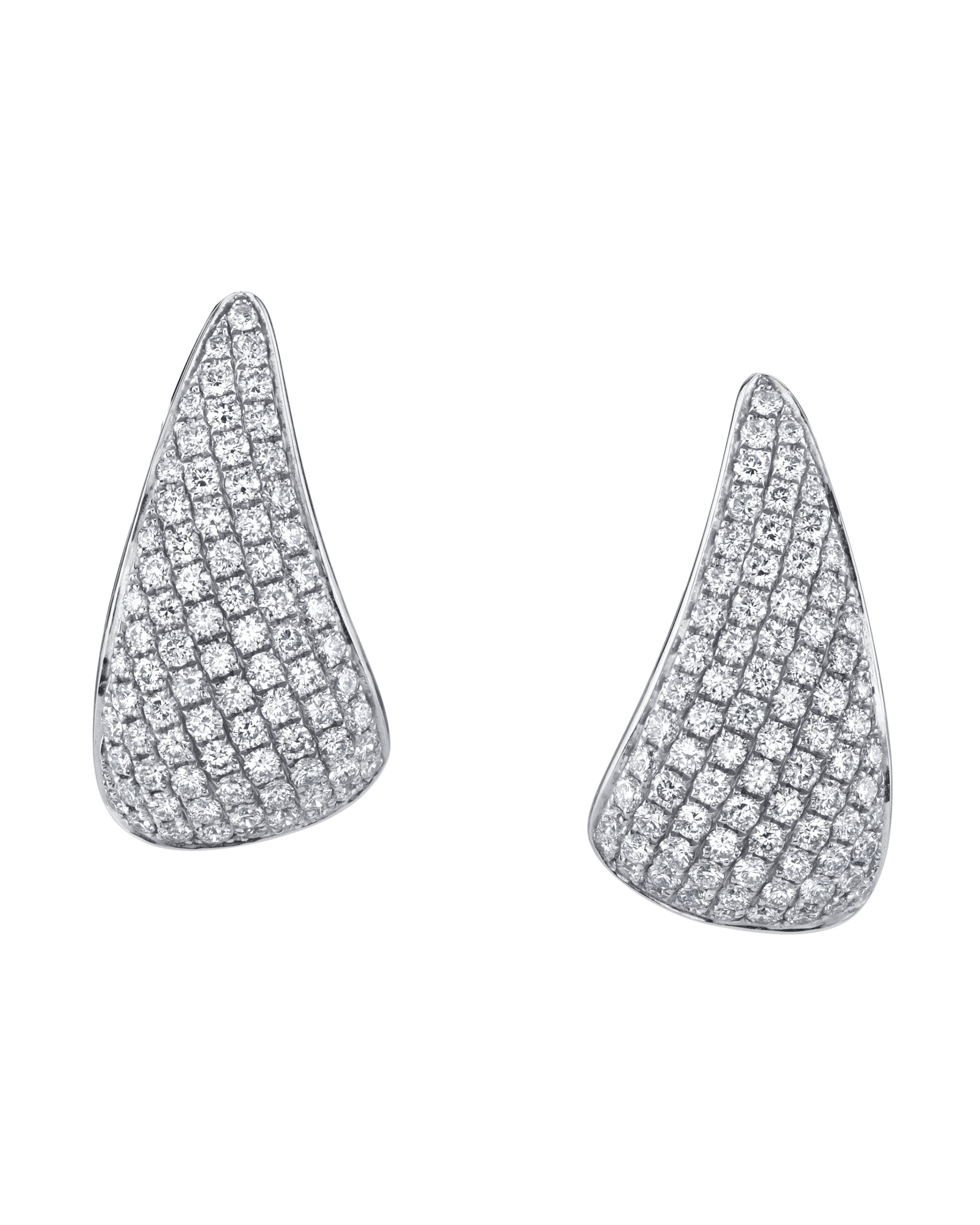 Jeweler Anita Ko on Awards Season, Getting a GEM Nomination, and Why Natural Diamonds are Her Go To 7 Jeweler Anita Ko on Awards Season, Getting a GEM Nomination, and Why Natural Diamonds are Her Go To