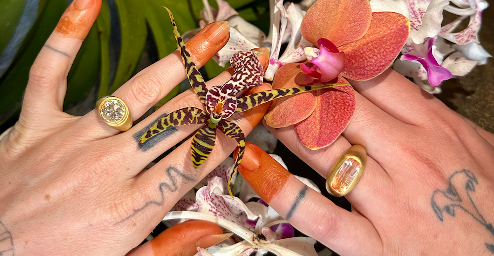 These Jewelry Designers Chose Unique Rings for Their Intimate Wedding In Kauai