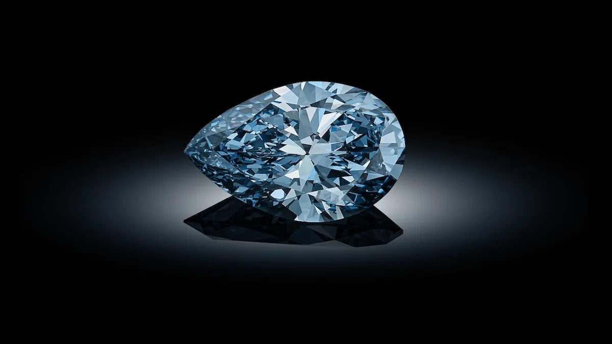 Bulgari Laguna Blu diamond