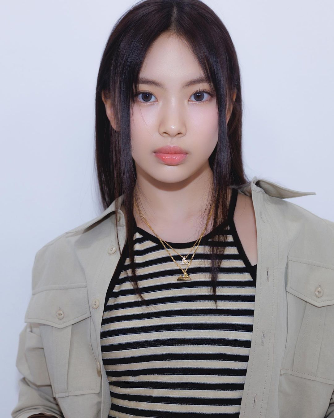 14 K-Pop Stars Who Love Their Diamond Jewellery 14 14 K-Pop Stars Who Love Their Diamond Jewellery