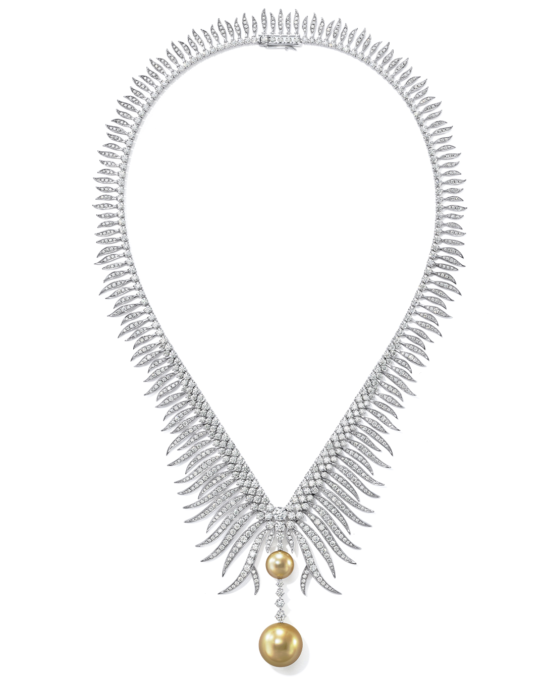 At Tasaki, the Pearl Is the Queen But the Diamond Is the King 4 At Tasaki, the Pearl Is the Queen But the Diamond Is the King