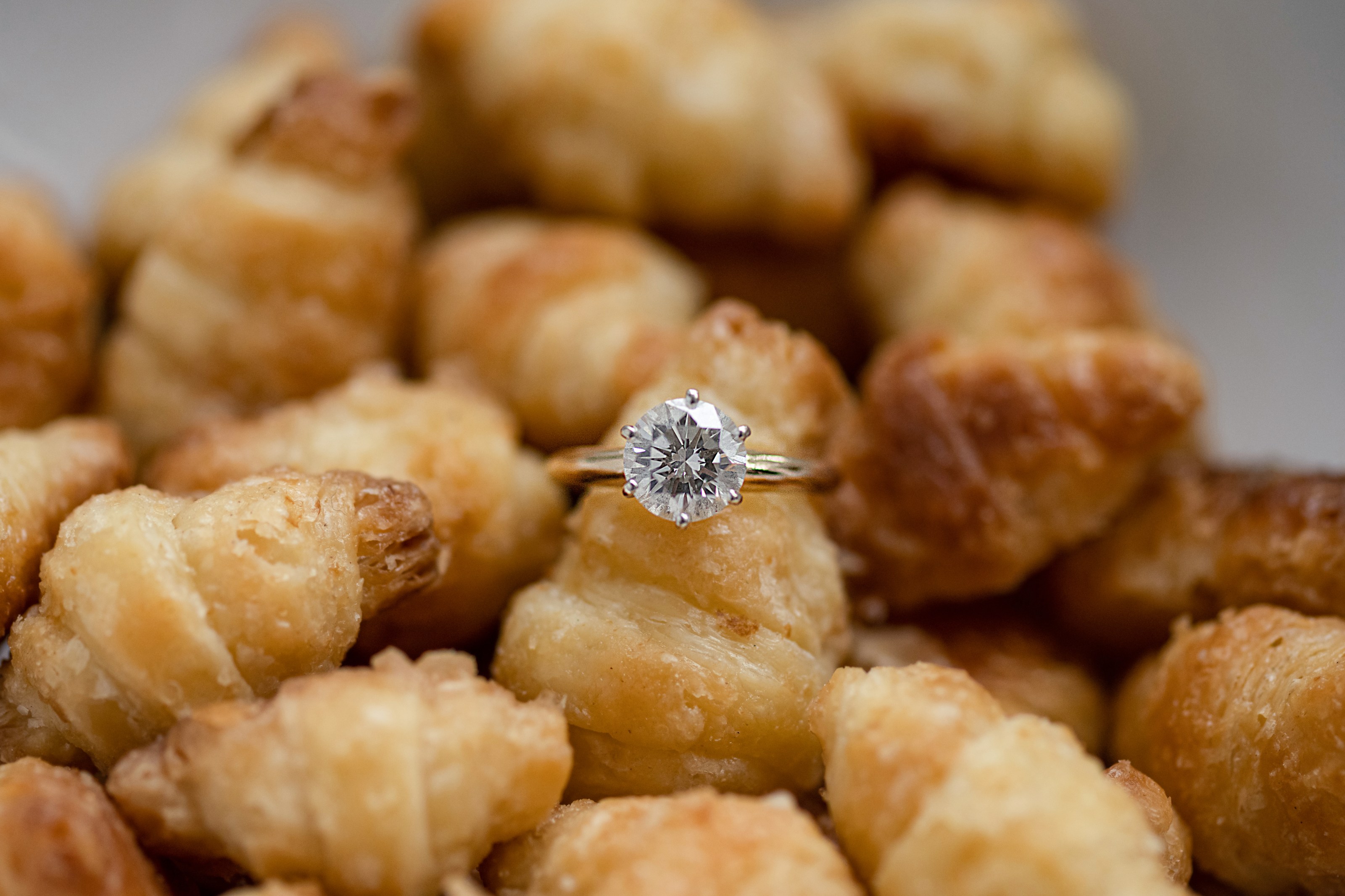 Carat Cake: Brooklyn’s <i>L’Appartement 4F</i> on Viral Croissants and The Science of Good French Bread 4 Carat Cake: Brooklyn’s <i>L’Appartement 4F</i> on Viral Croissants and The Science of Good French Bread