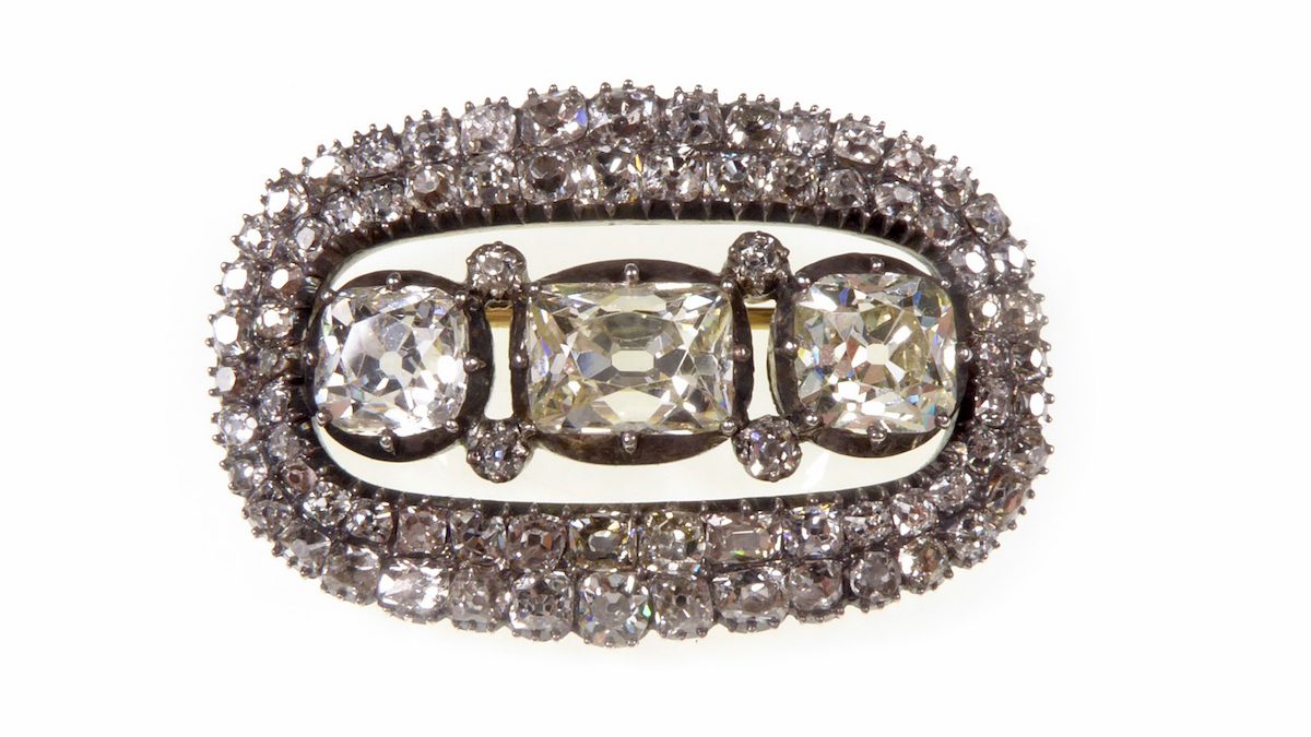 Découvrez les somptueux bijoux de “La Reine Charlotte : Un chapitre Bridgerton” 10 Découvrez les somptueux bijoux de “La Reine Charlotte : Un chapitre Bridgerton”