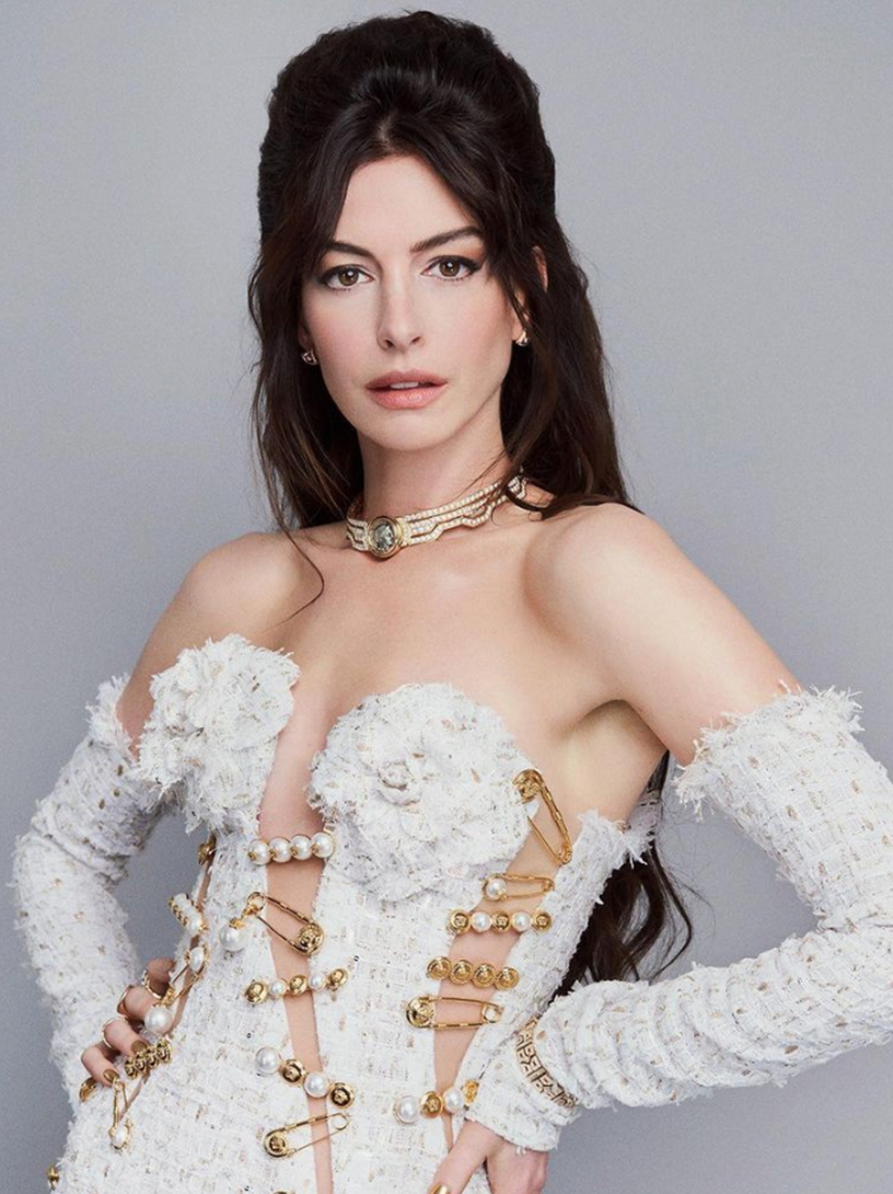 Evolution of Choker Necklace History to Modern Elegance Only Natural Diamonds