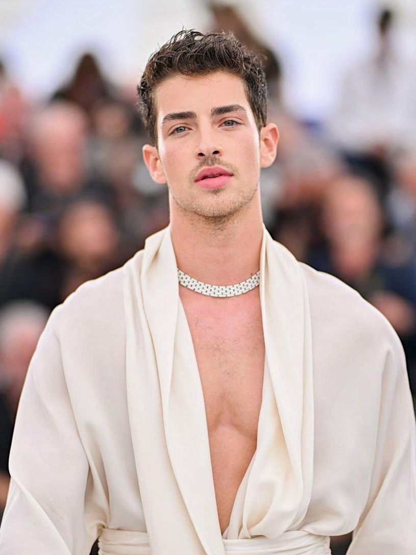 Chokers: The History, The Allure, The Style