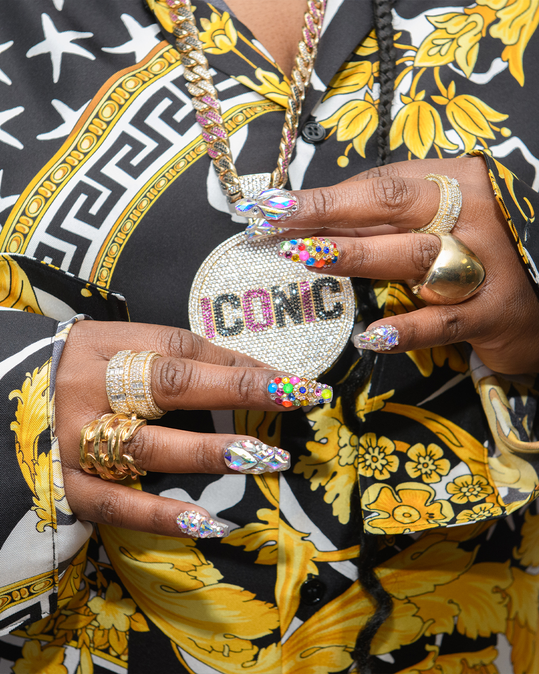 Missy Elliott’s Iconic Black Diamond Turntable Ring with Natural Diamonds and diamond chains