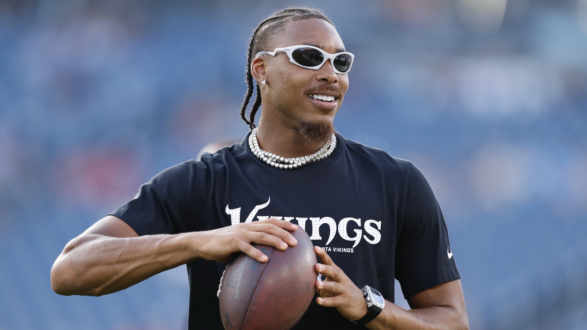 12 NFL Players with the Best Natural Diamond Style