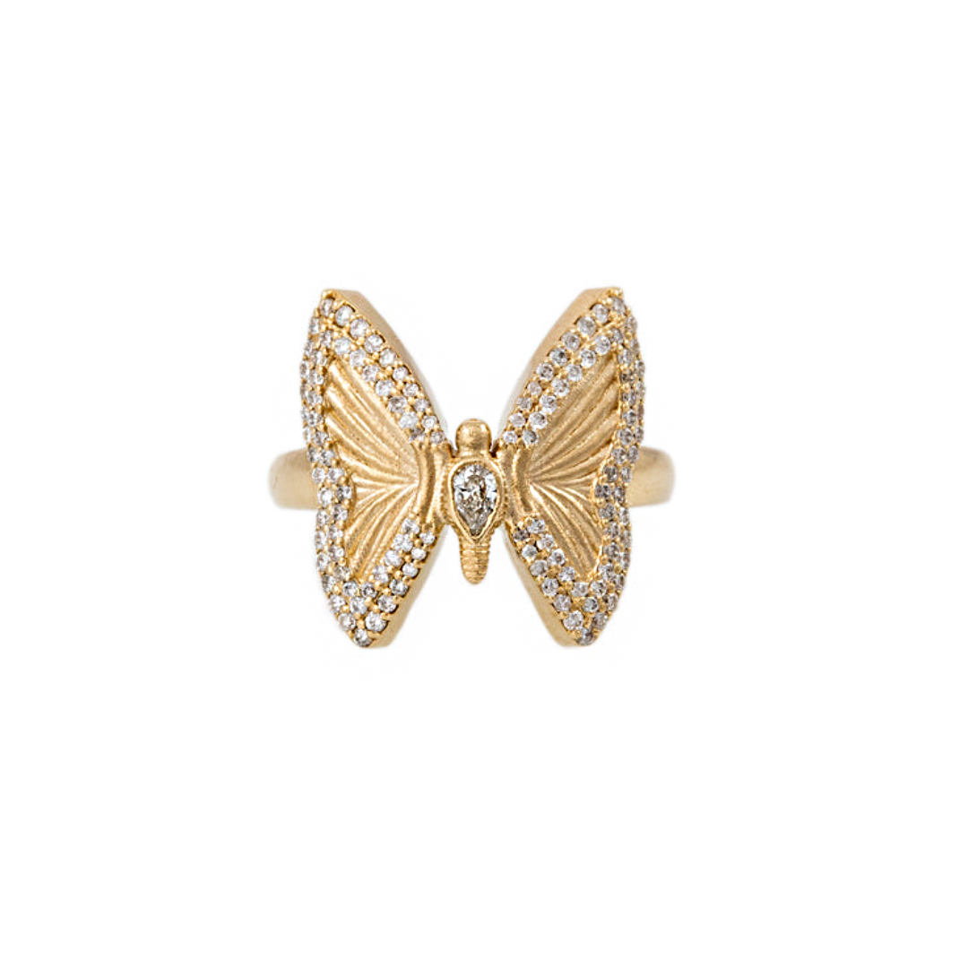 30+ Natural Diamond Jewels for Every Taylor Swift Era