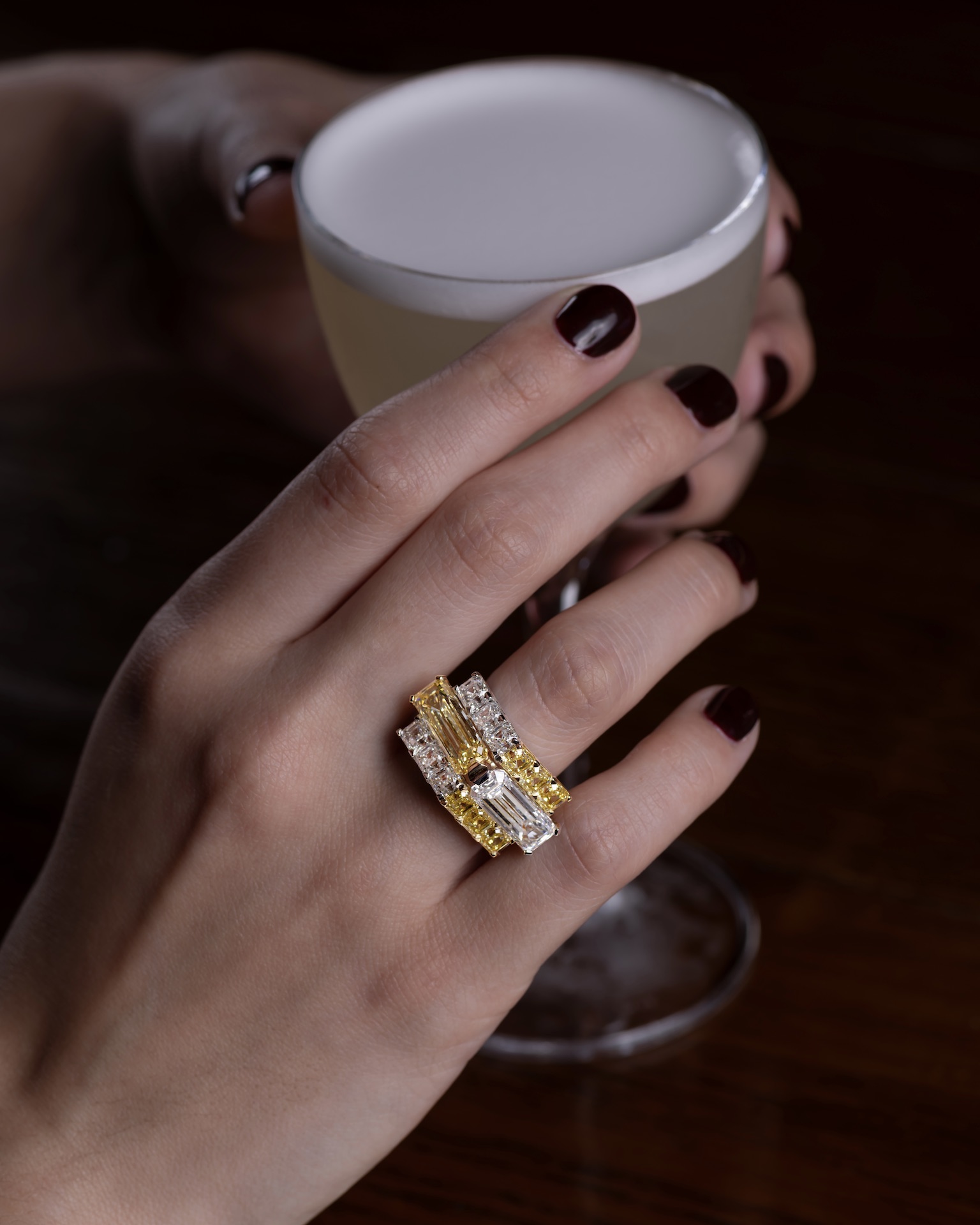 Portez un Toast avec les Bagues de Cocktail de Haute Joaillerie de <i>Cartier</i>