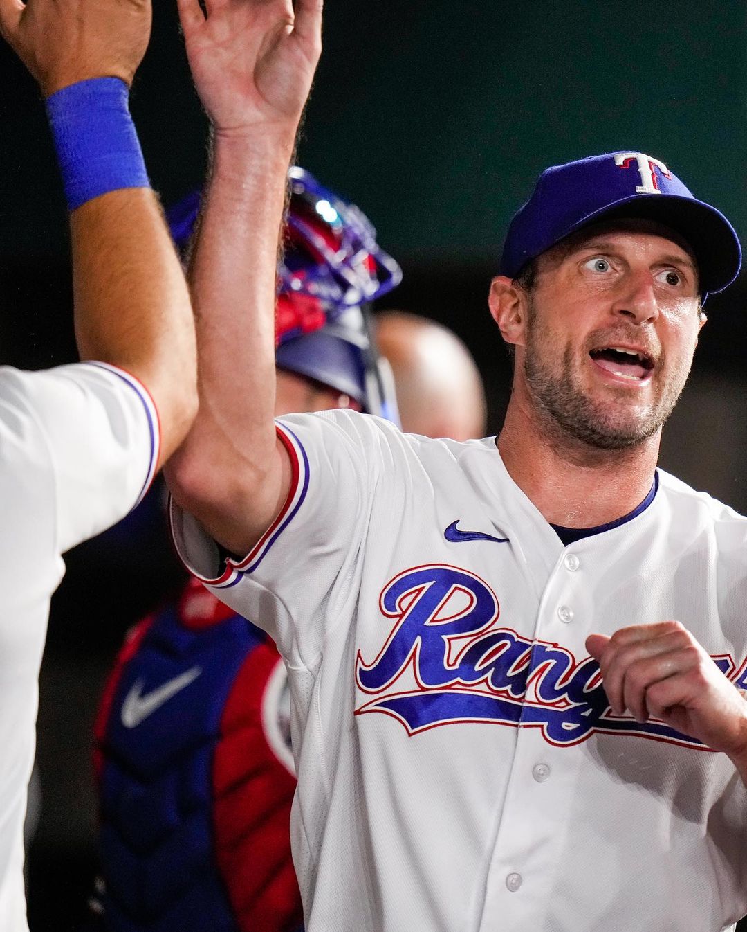 <i>Arizona Diamondbacks</i> versus <i>Texas Rangers:</i> Who Has the Edge in World Series Diamond Bling Matchup?