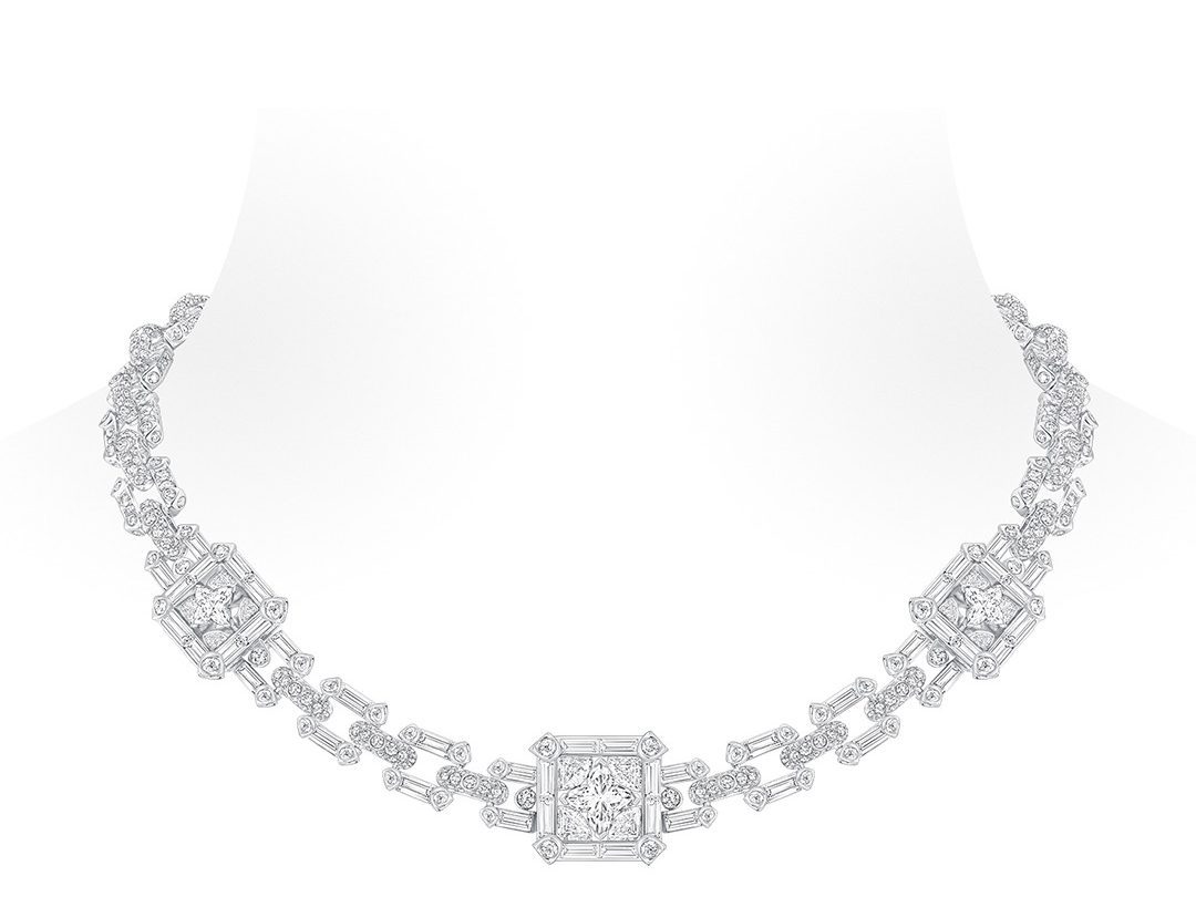 Paris Couture Week 2022 diamond jewelry louis vuitton