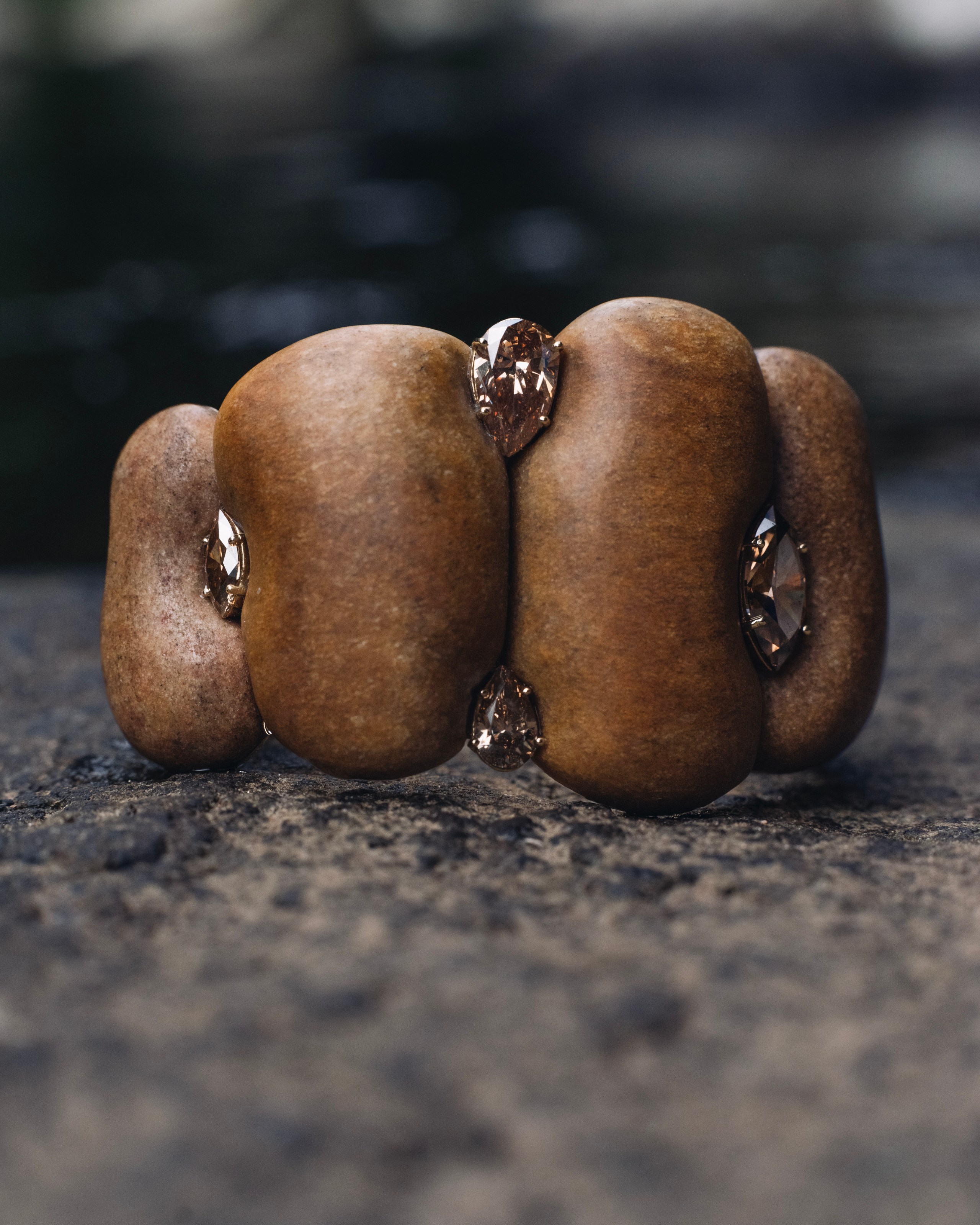 Fernando Jorge Unveils Innovative New Diamond Jewelry at Sotheby’s Solo Exhibit 1 Fernando Jorge Unveils Innovative New Diamond Jewelry at Sotheby’s Solo Exhibit