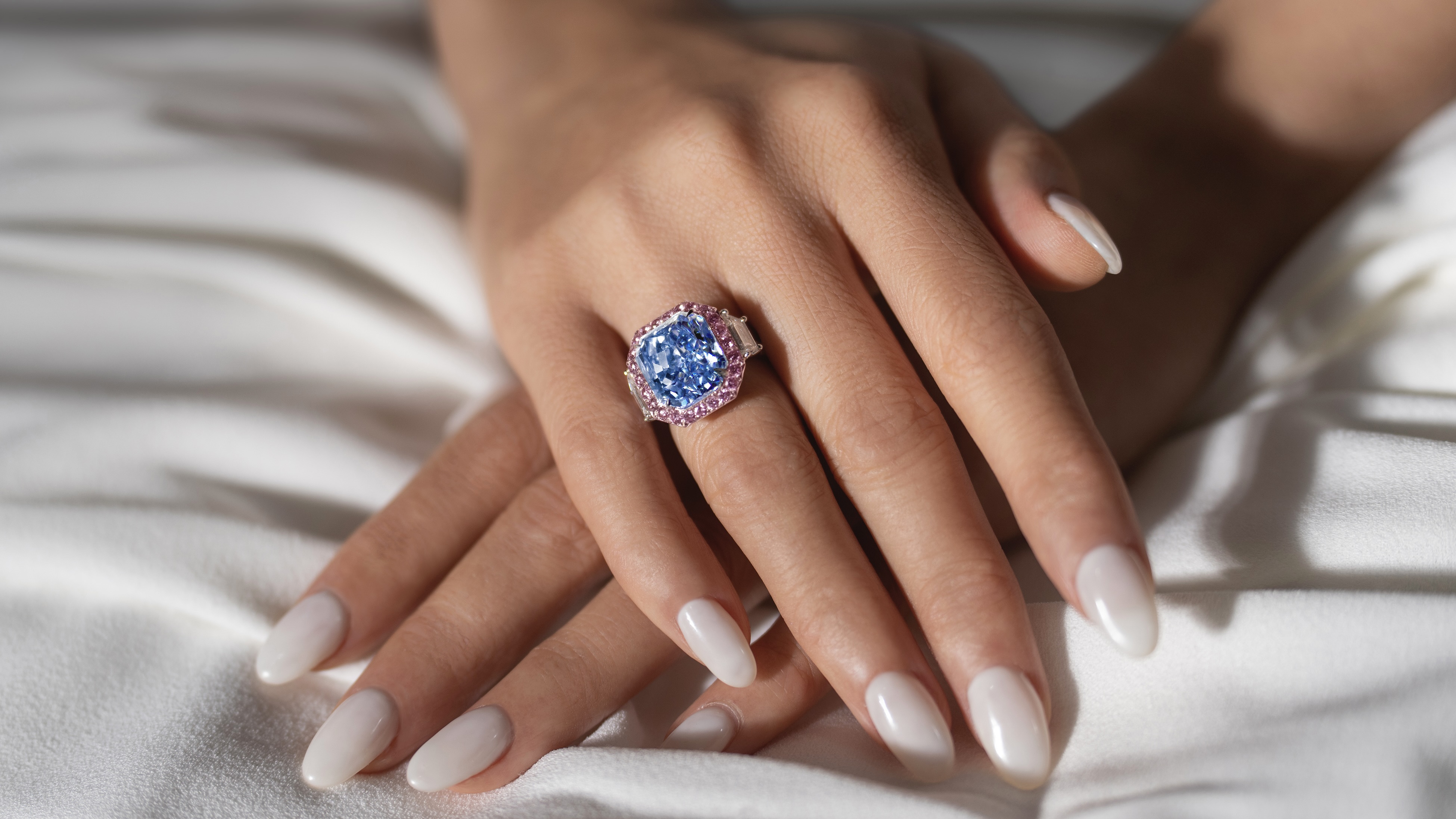 Buy Blue Diamond Ring Online in India | Kasturi Diamond