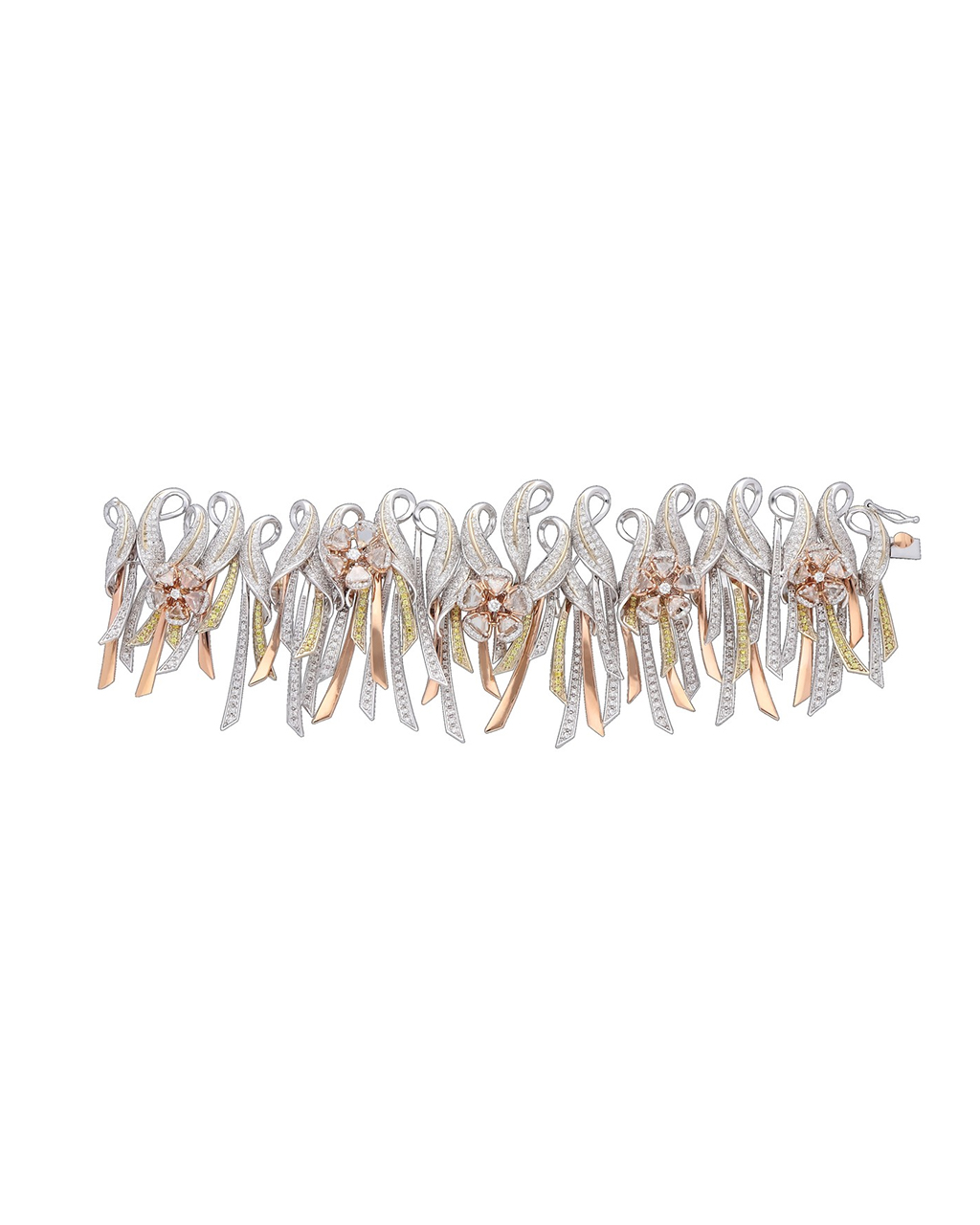 Love OTT Glam? XXL Chokers to Have On Your Lust L‎ist