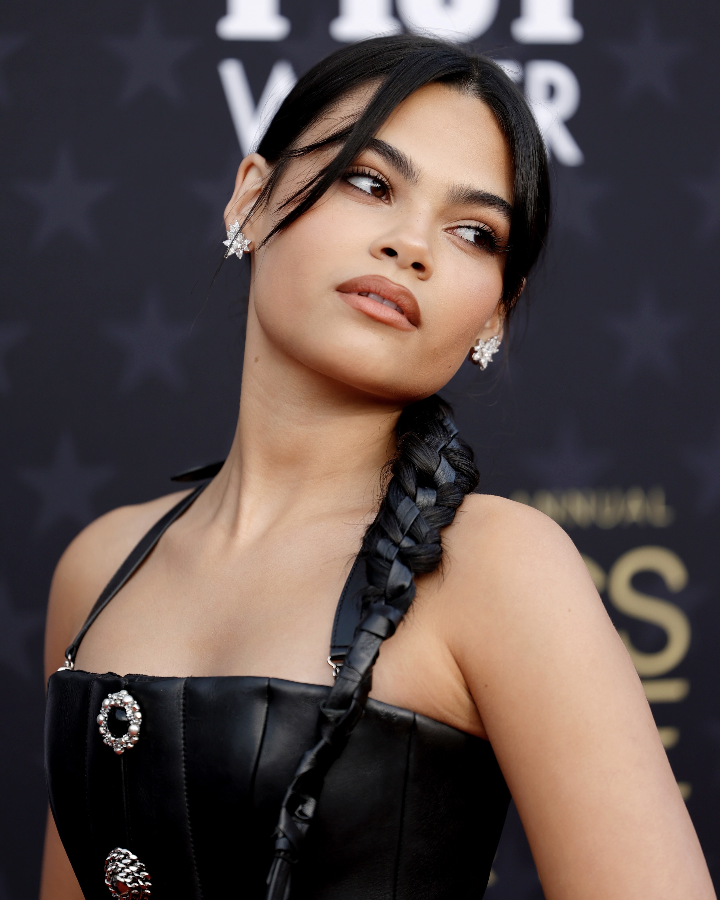 The Best Natural Diamond Jewelry Moments of the 2024 Critics Choice Awards 9 The Best Natural Diamond Jewelry Moments of the 2024 Critics Choice Awards