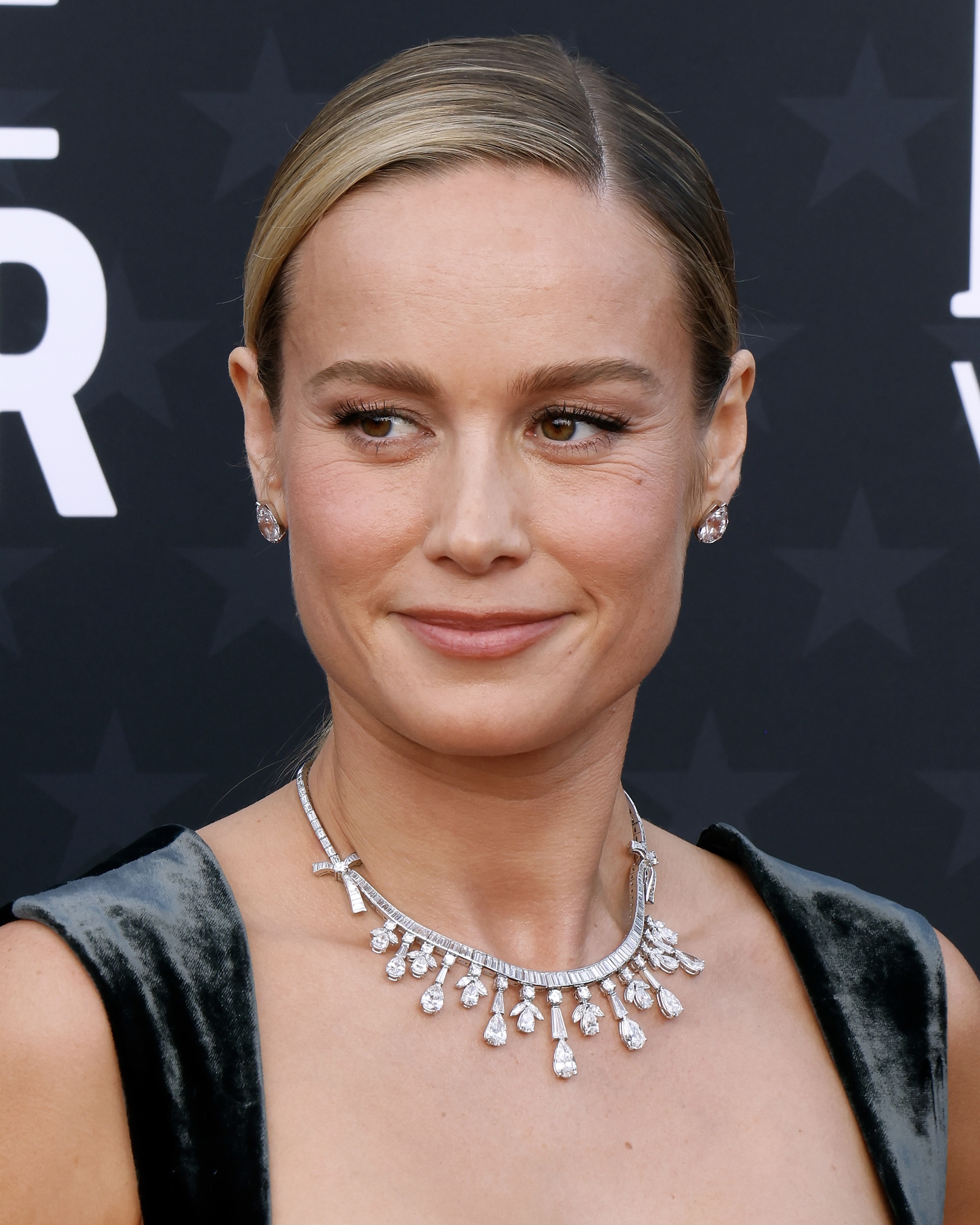 The Best Natural Diamond Jewelry Moments of the 2024 Critics Choice Awards 4 The Best Natural Diamond Jewelry Moments of the 2024 Critics Choice Awards