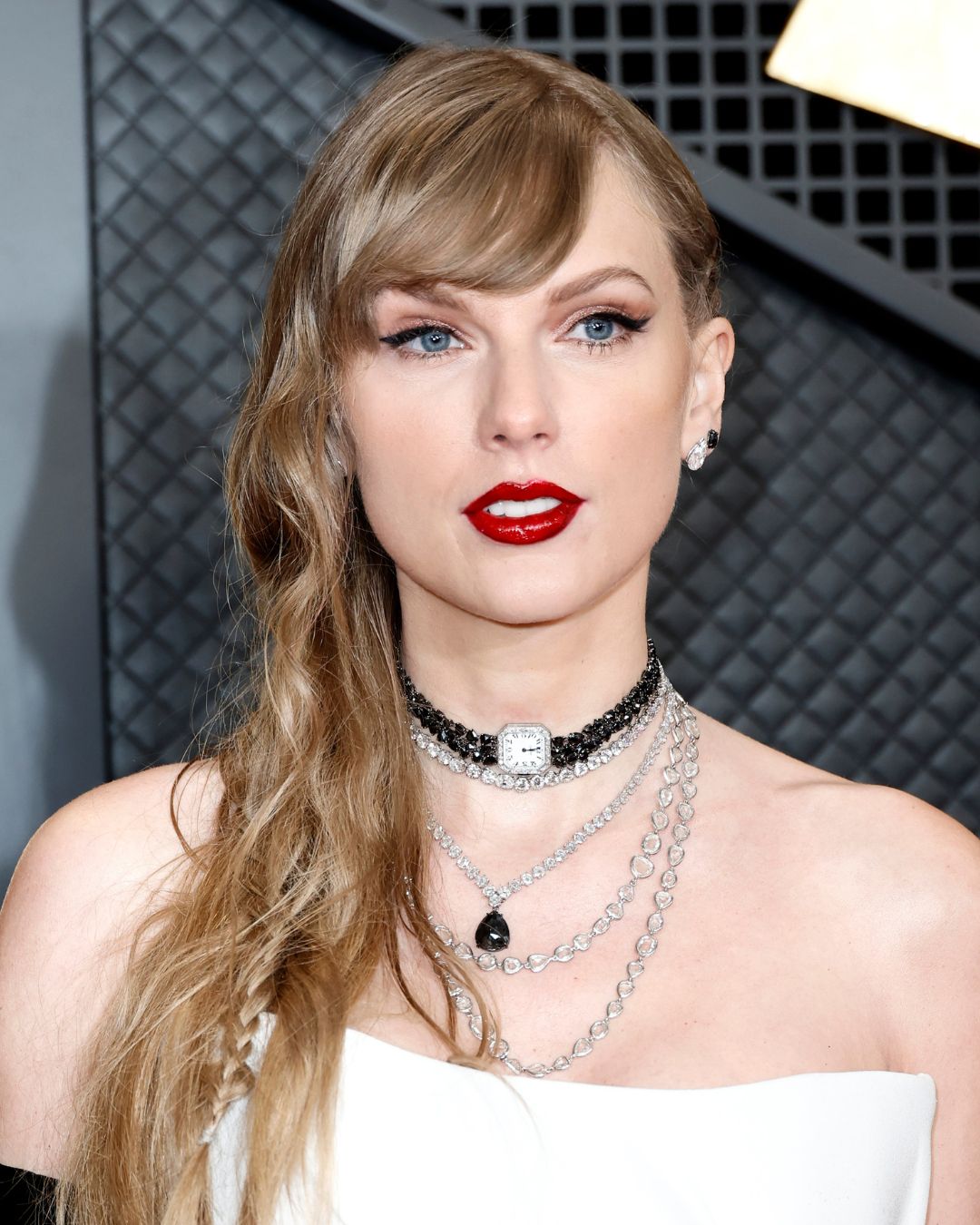 2024 Grammy Awards Taylor Swift Natural Diamond Jewelry