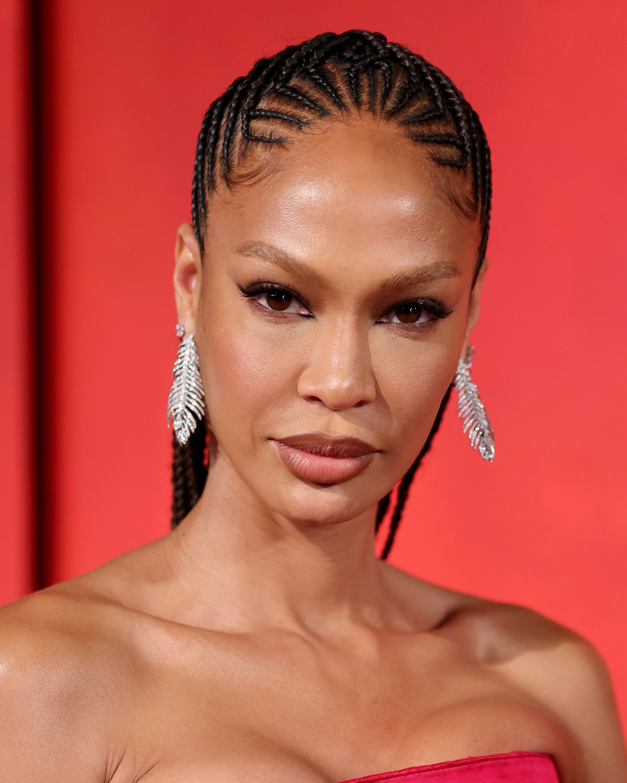 Supermodel Joan Smalls attends the 2024 Vanity Fair Oscar Party on March 10, 2024 in Beverly Hills, California.