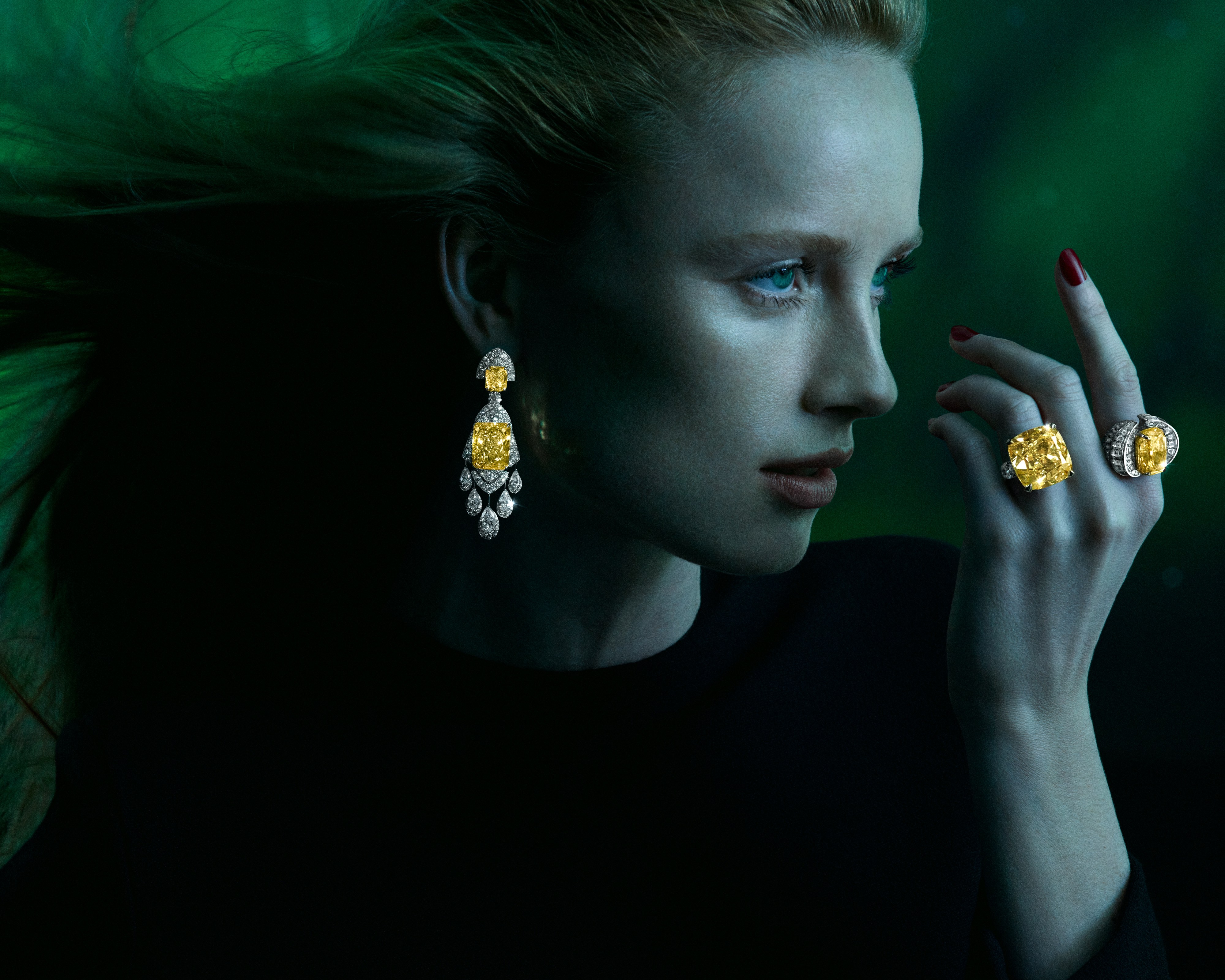 Graff Model Graff Célèbre la Beauté des Diamants Naturels dans une Nouvelle ...