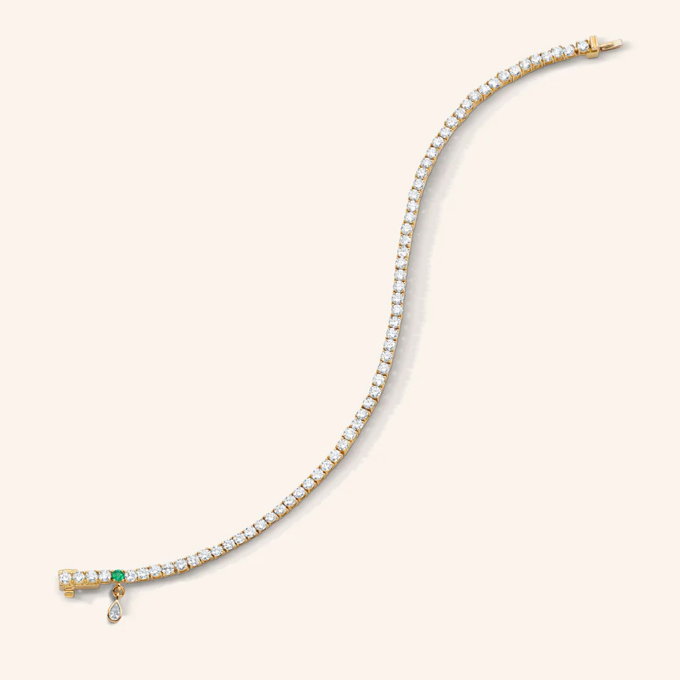 Straight Down the Line: Natural Diamond Tennis Jewelry Aces Every Look 9 tennis bracelet