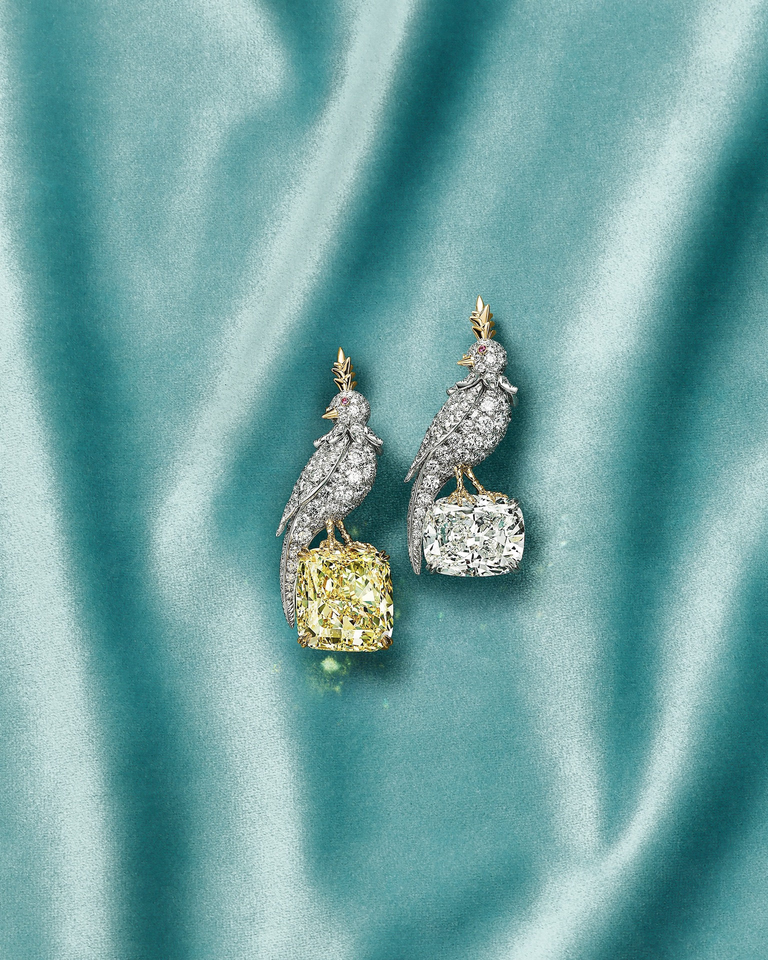 La Broche "Bird on a Rock" de Tiffany & Co Continue de Rayonner