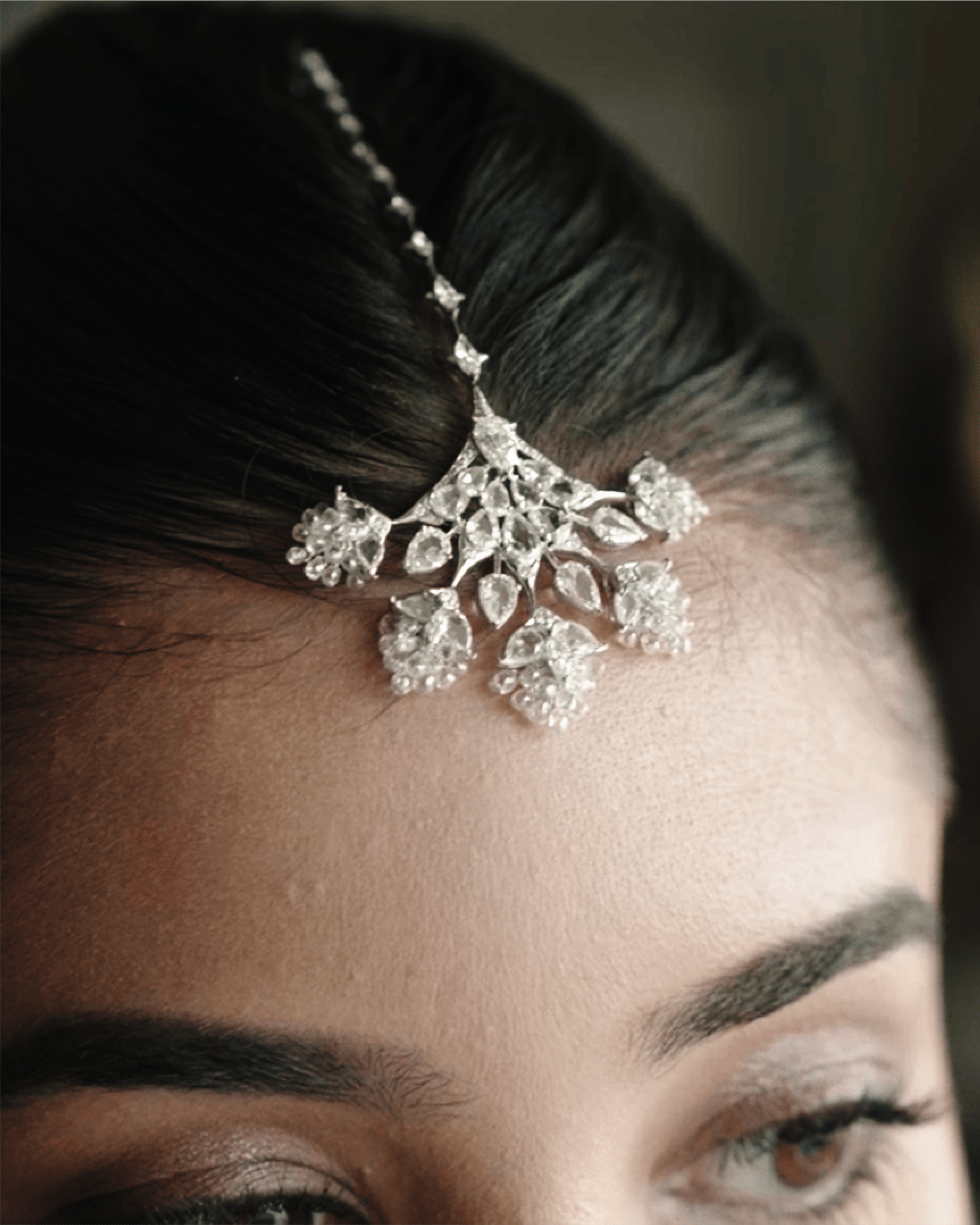 Her Time To Shine: Getting Ready with Julia Chafé 1 Julia Chafé styling Sajjante Maang Tikka