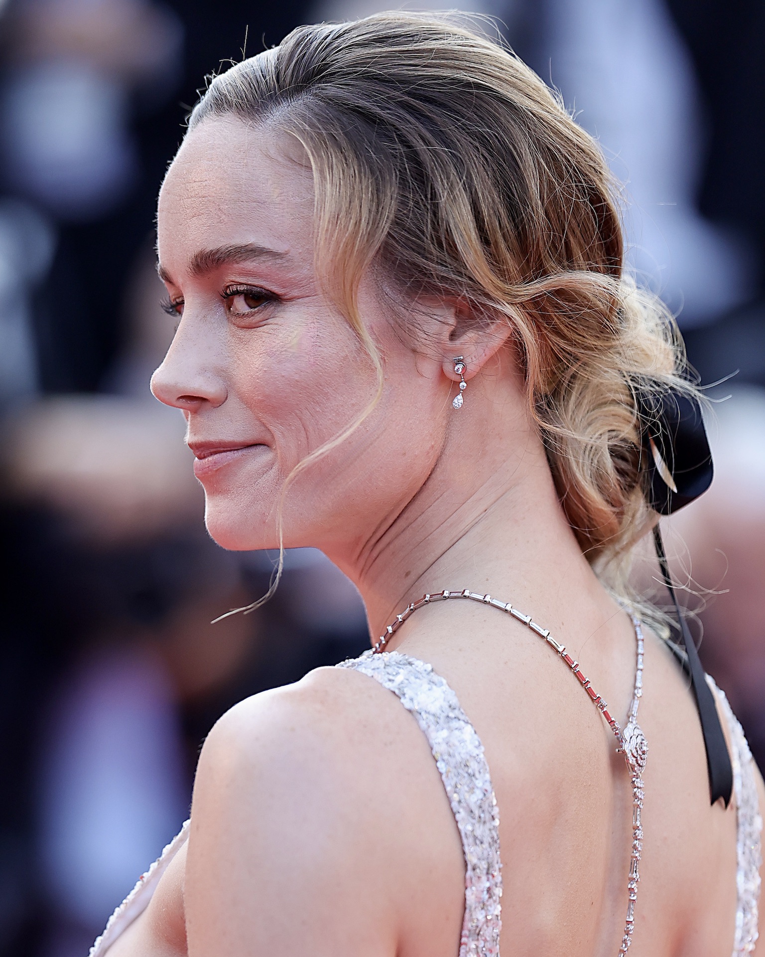 Diamonds in Reverse: The Backwards Necklace Is All The Rage