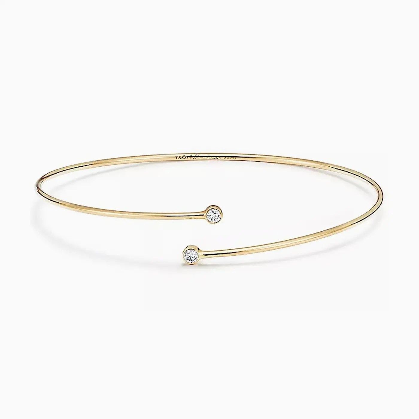Get The Look: 9 Natural Diamond Bangles Inspired By 'The Perfect Couple' 7 Get The Look: 9 Natural Diamond Bangles Inspired By 'The Perfect Couple'