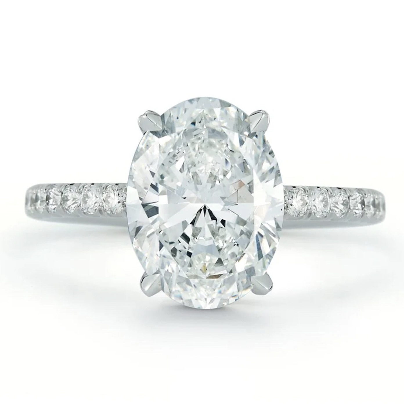 The Ovaltines: A Spotlight on Oval-Shaped Diamond Engagement Rings 12 The Ovaltines: A Spotlight on Oval-Shaped Diamond Engagement Rings