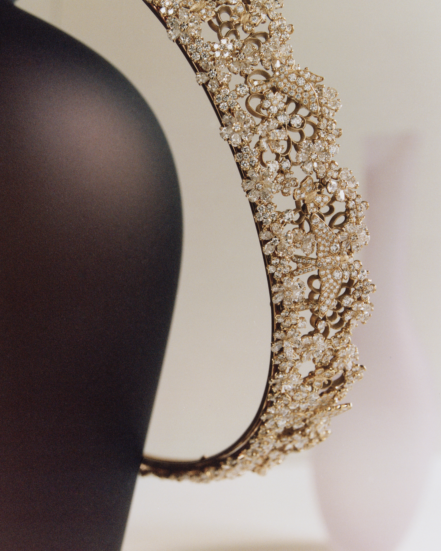 Extraordinary Natural Diamonds from 2024 Paris High Jewelry 2 Extraordinary Natural Diamonds from 2024 Paris High Jewelry