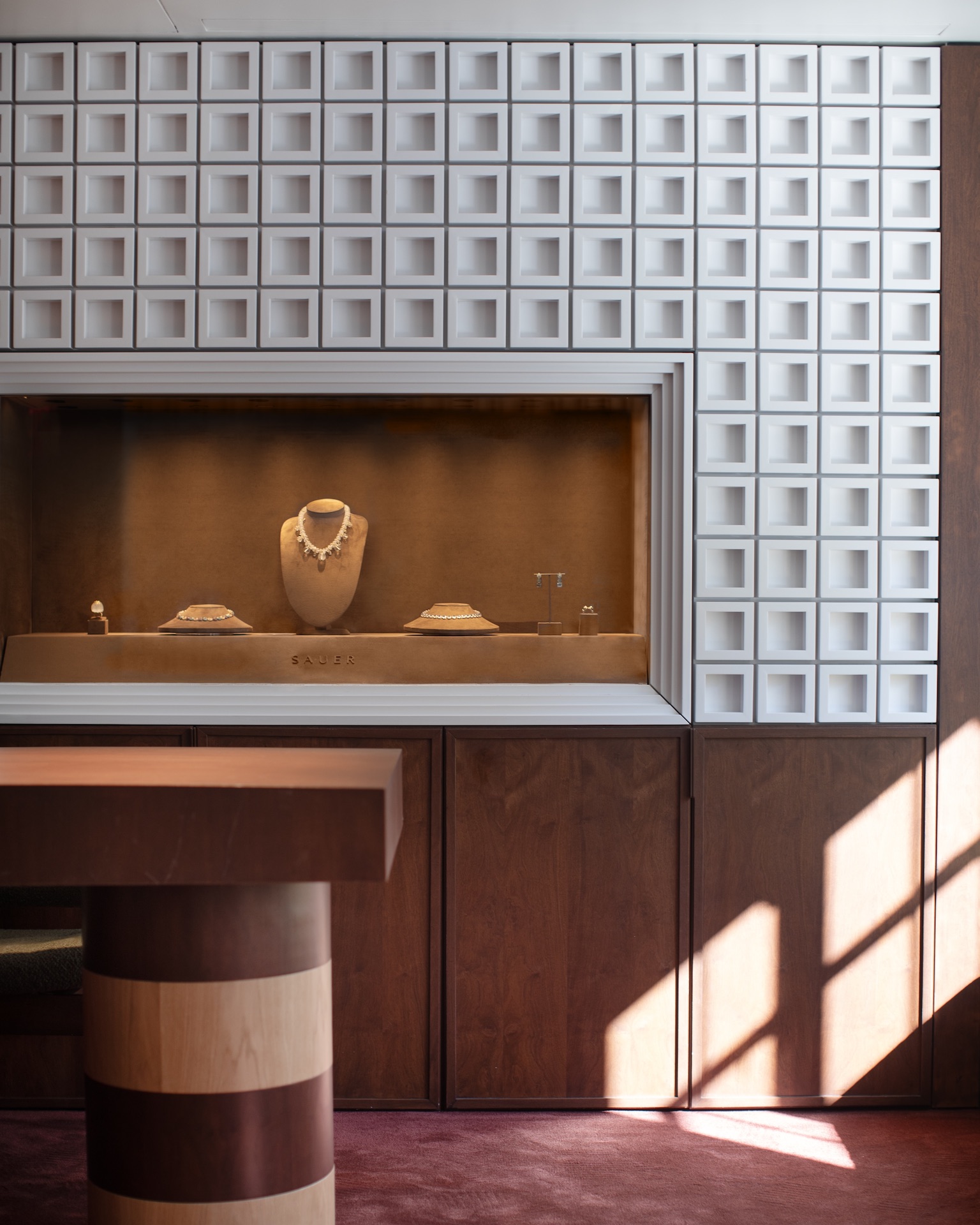 Where to Shop the World’s Hottest Jewelry Brands and Diamond Designers 7 If you're shopping Madison Avenue, check out Sauer's new jewelry store.