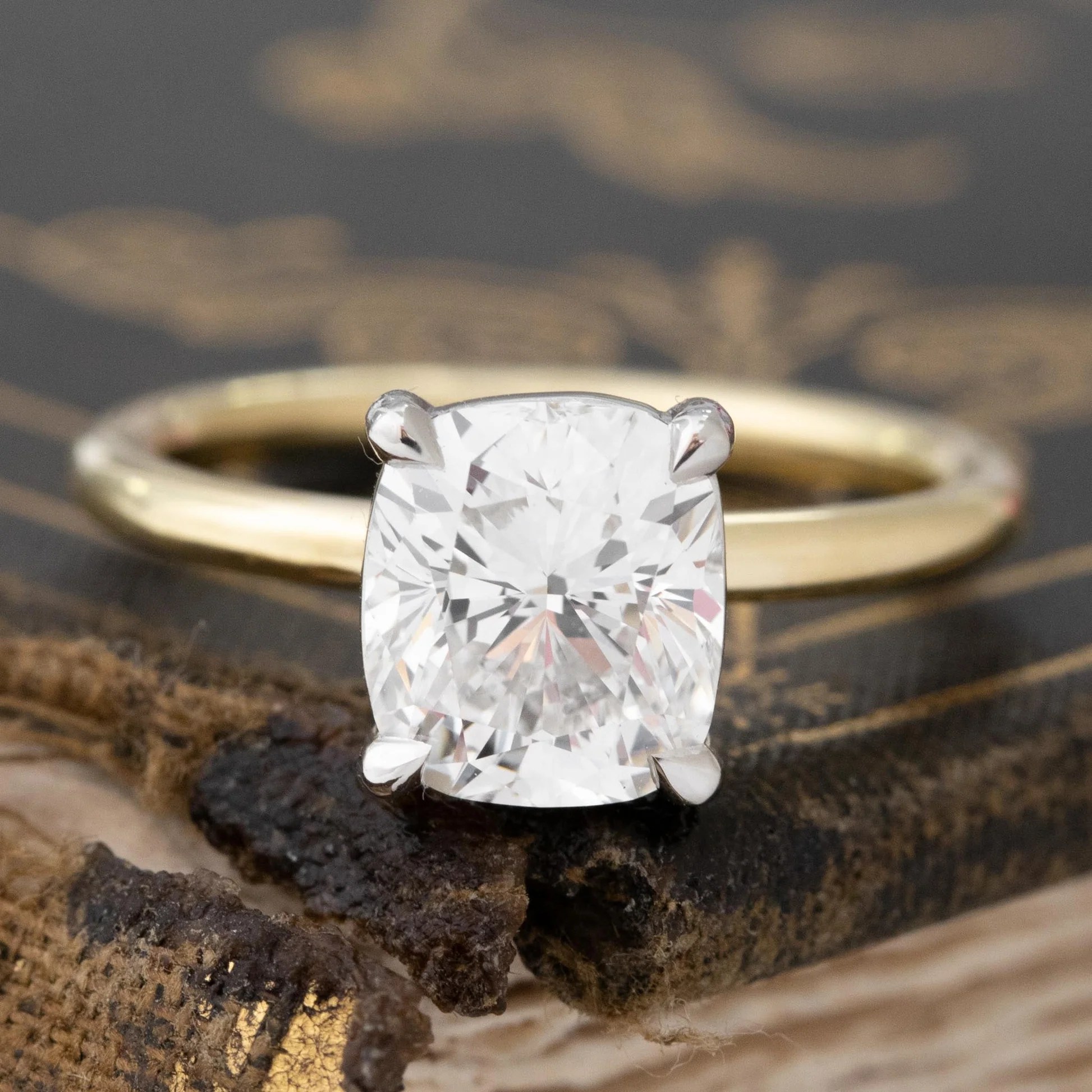 cushion cut engagement rings
