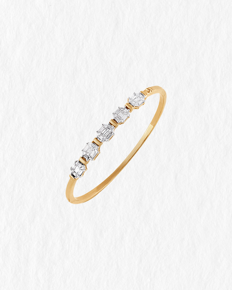 Milestones in Love, Marked by Natural Diamonds