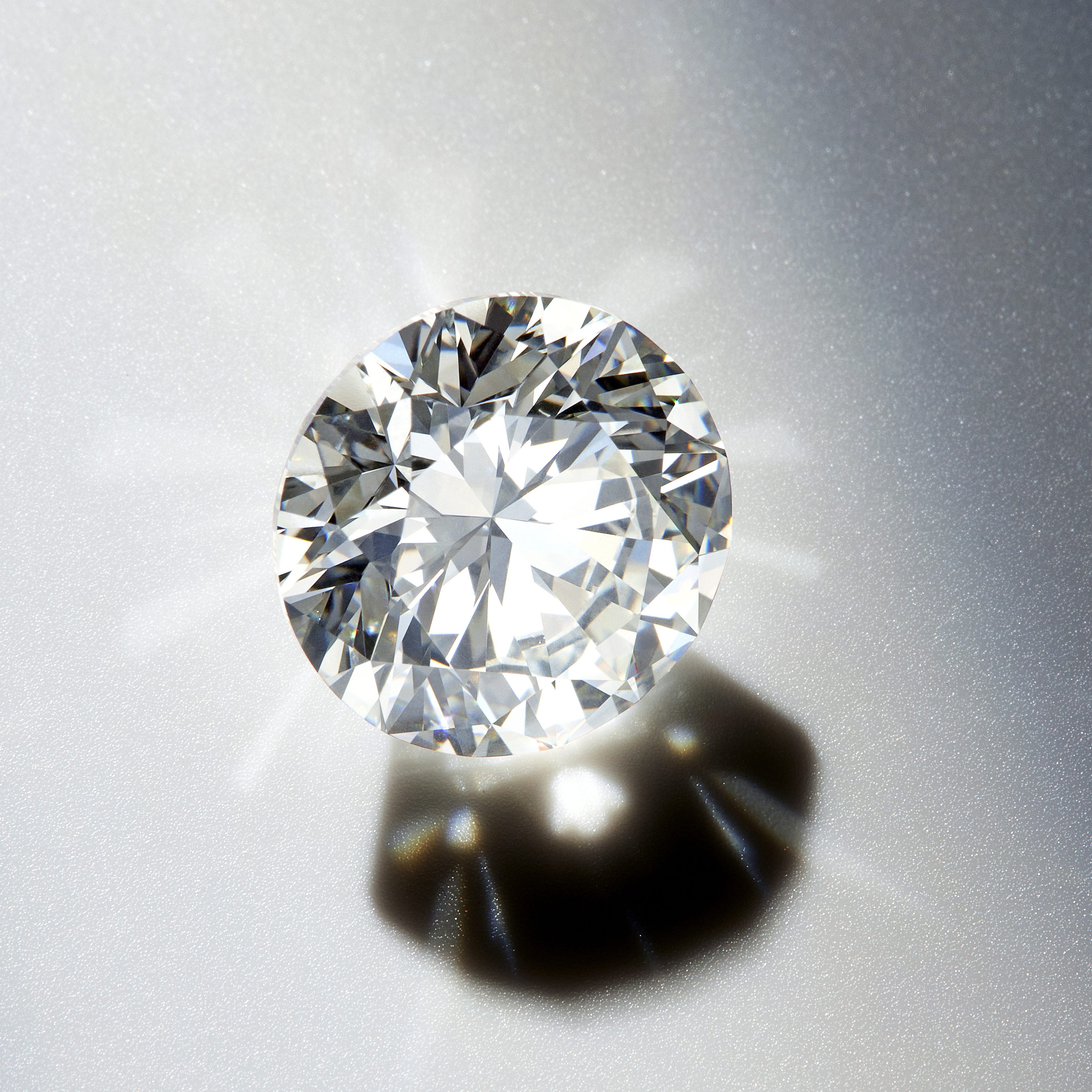 Diamond Cut, Shapes - Round Brilliant Diamond
