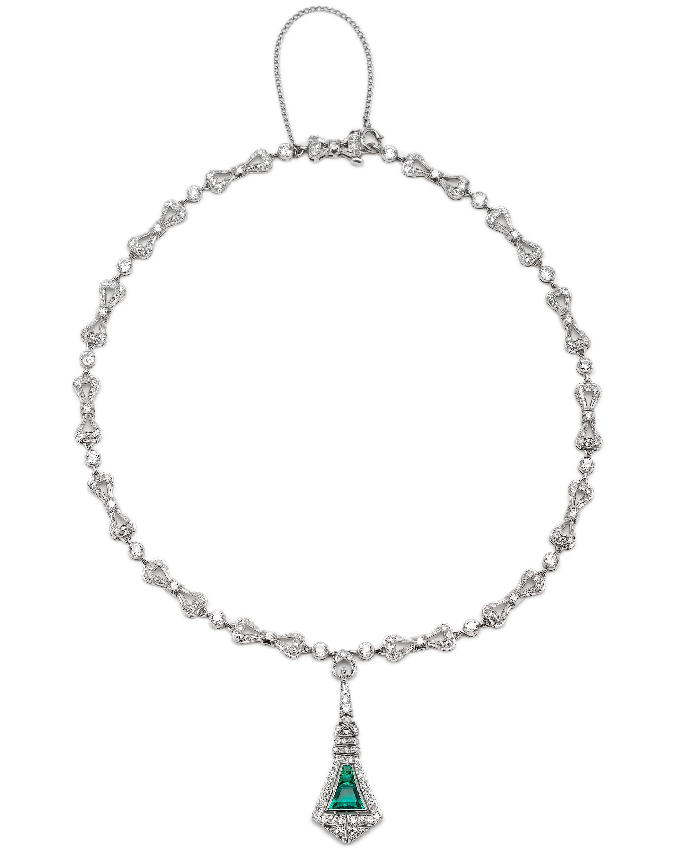 Vintage Diamond Jewelry from the Tiffany & Co. Archives Ruled This Red Carpet Season 4 Mikey Madison Wore a Vintage Necklace from the Tiffany Archives to the 2025 Academy Museum Gala