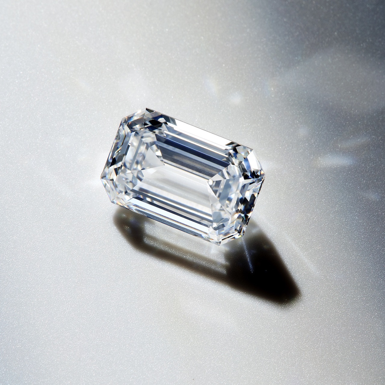 Emerald Cut Diamond shape