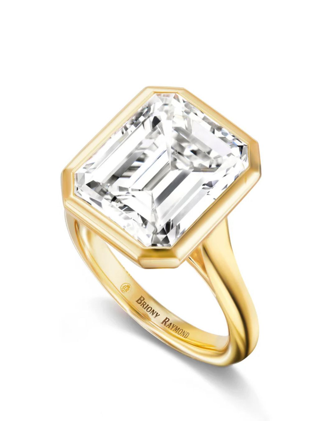25 Bezel Engagement Rings For Every Style